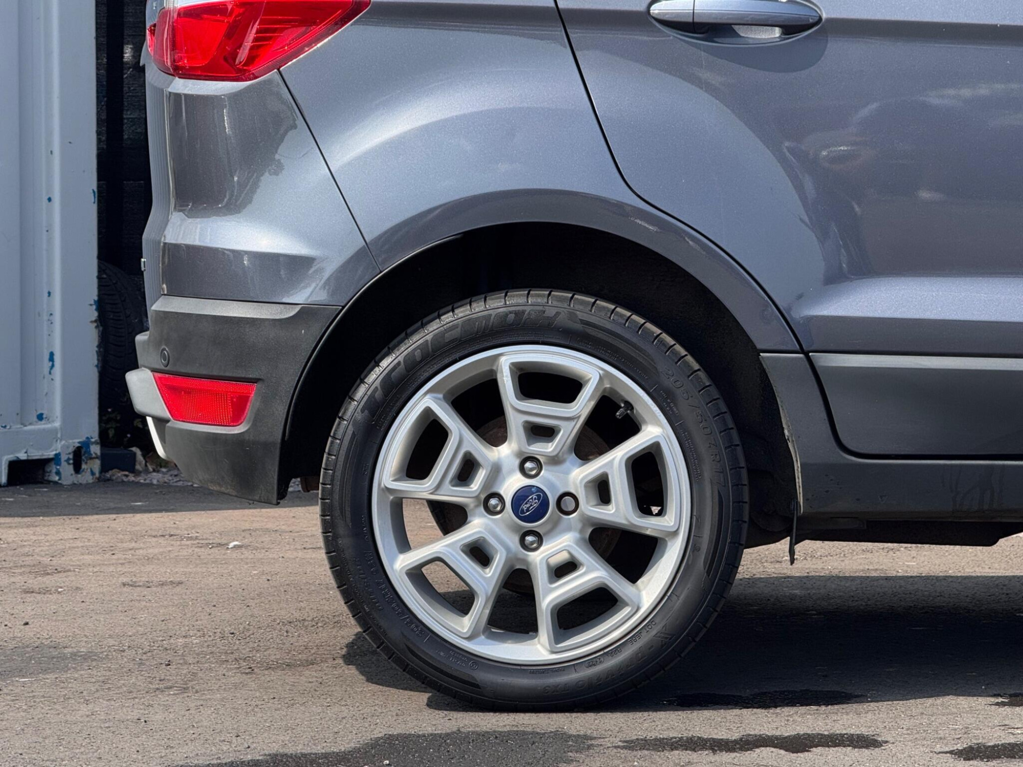 2017 Ford EcoSport image 34