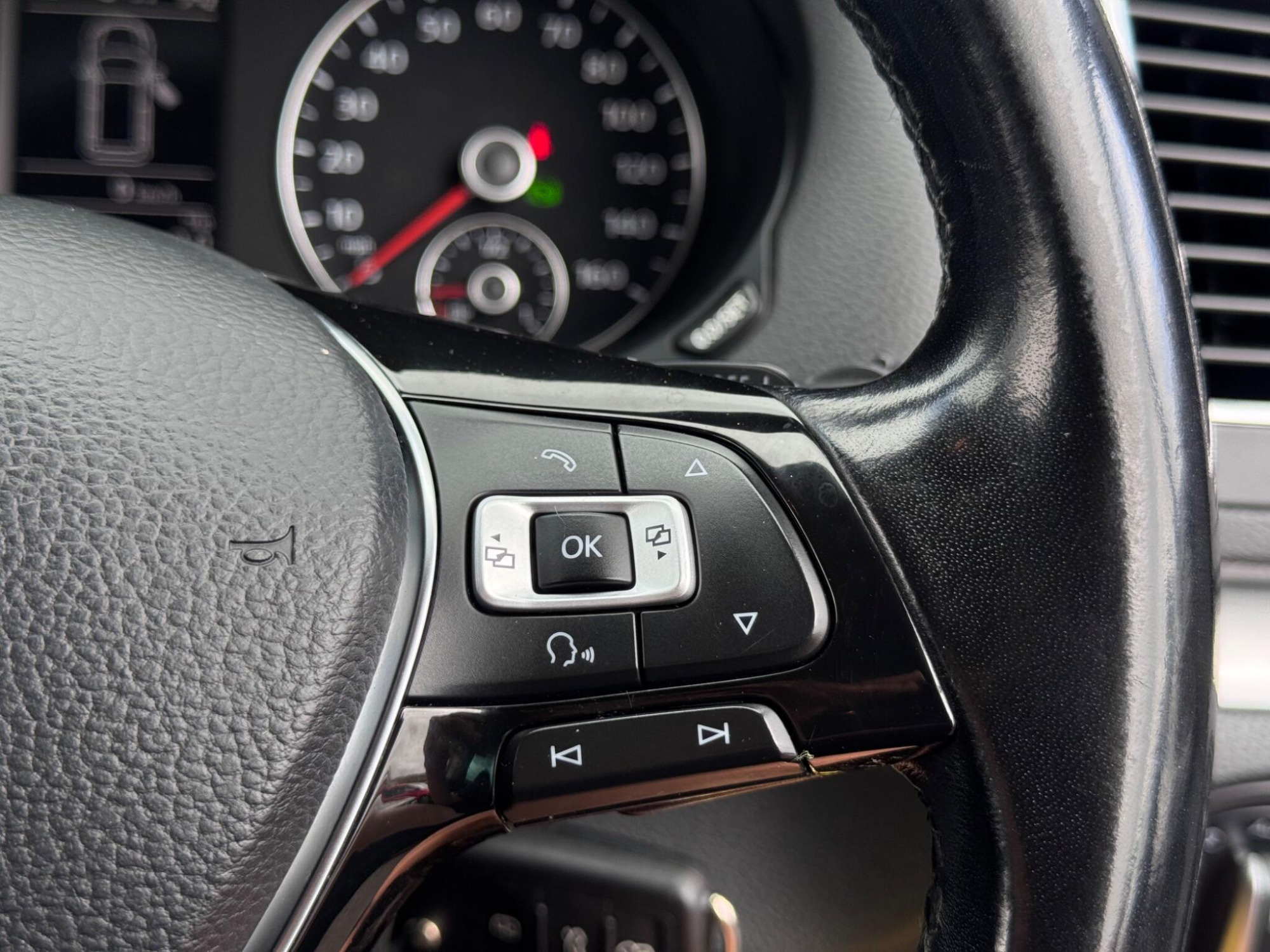 2017 Volkswagen Sharan image 23