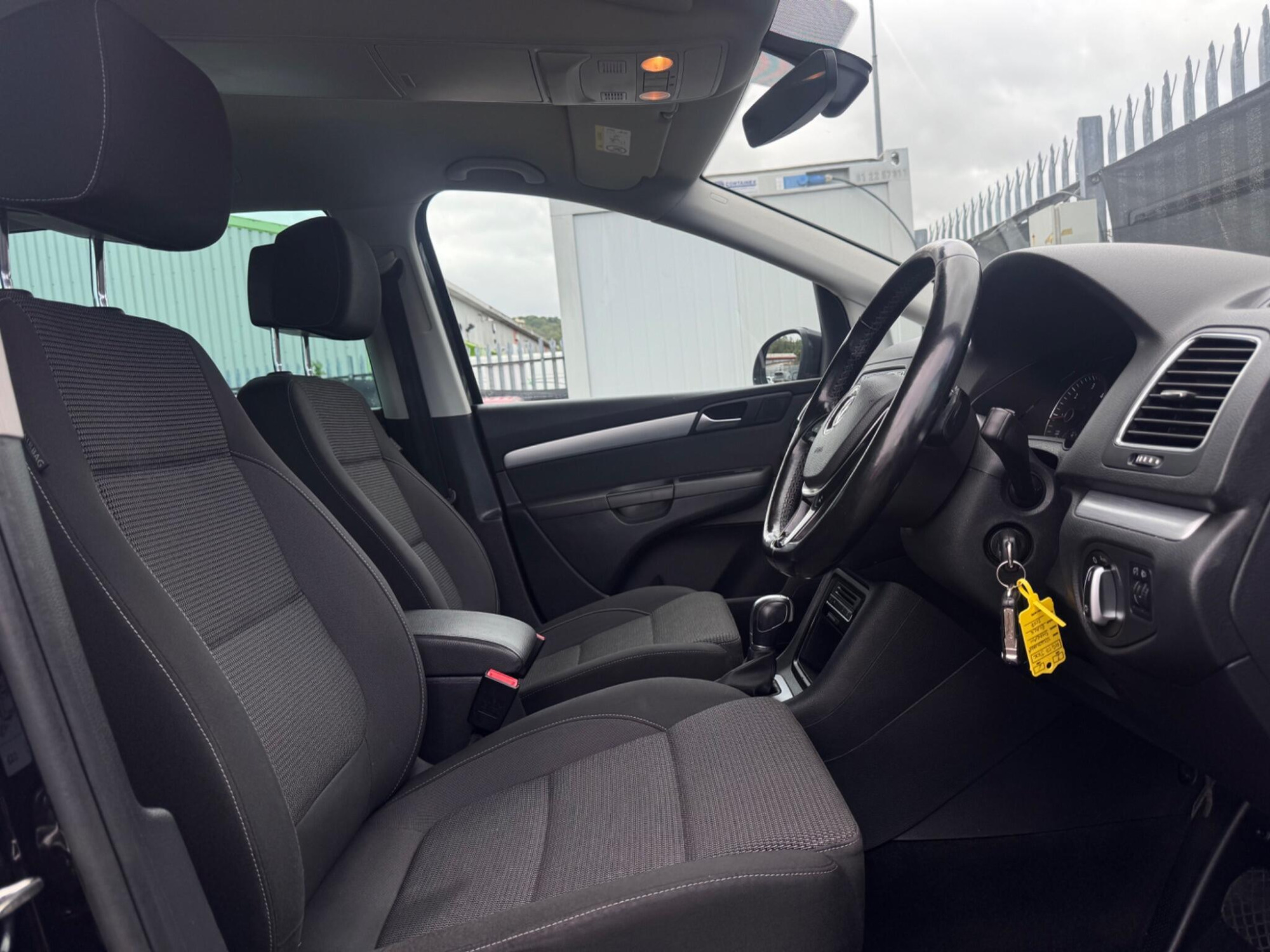 2017 Volkswagen Sharan image 9