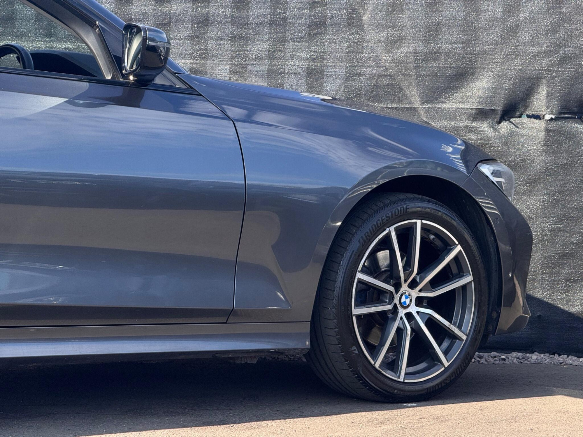 2020 BMW 3 Series image 15