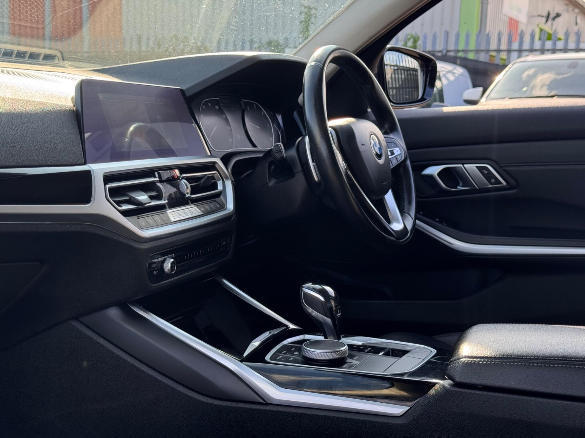 2020 BMW 3 Series image 7