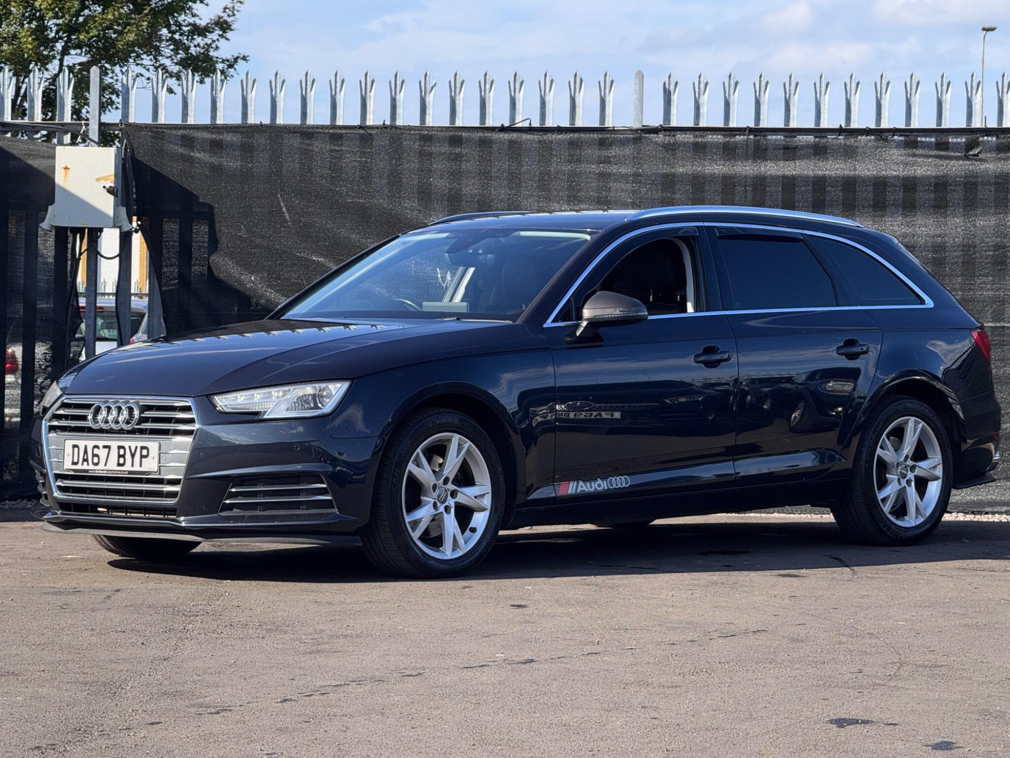 2017 Audi A4 Avant image 7