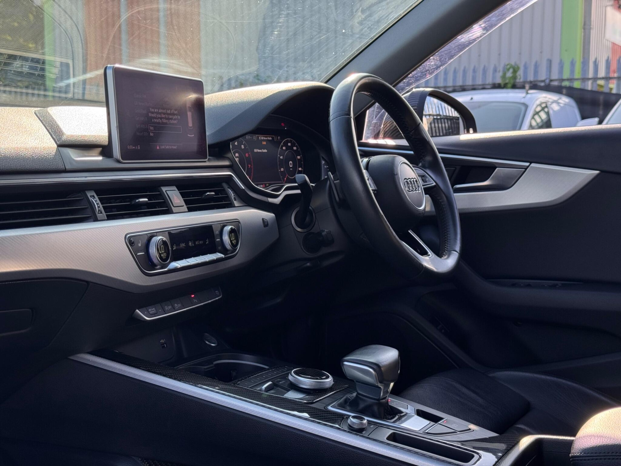 2017 Audi A4 Avant image 29