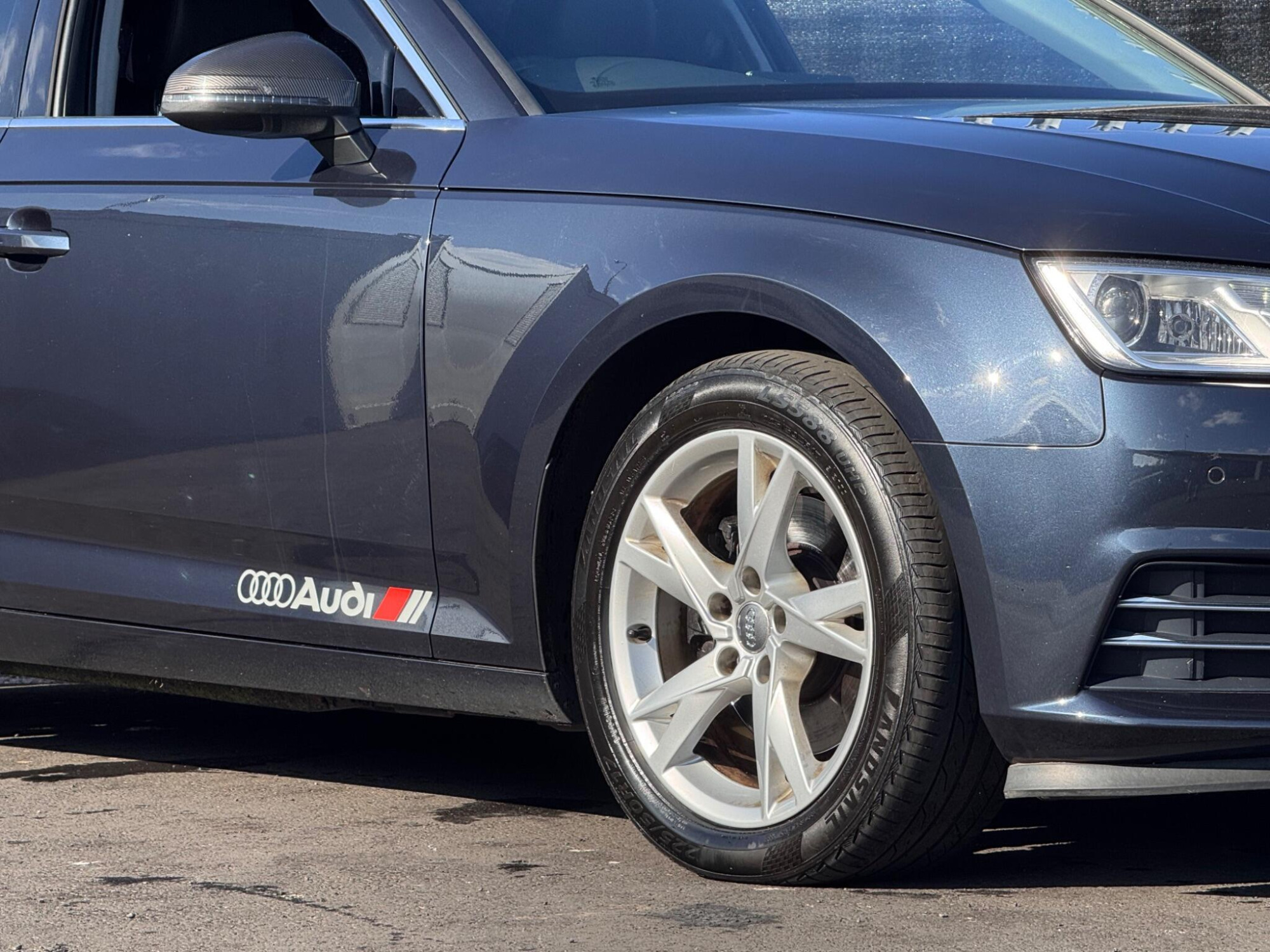 2017 Audi A4 Avant image 6