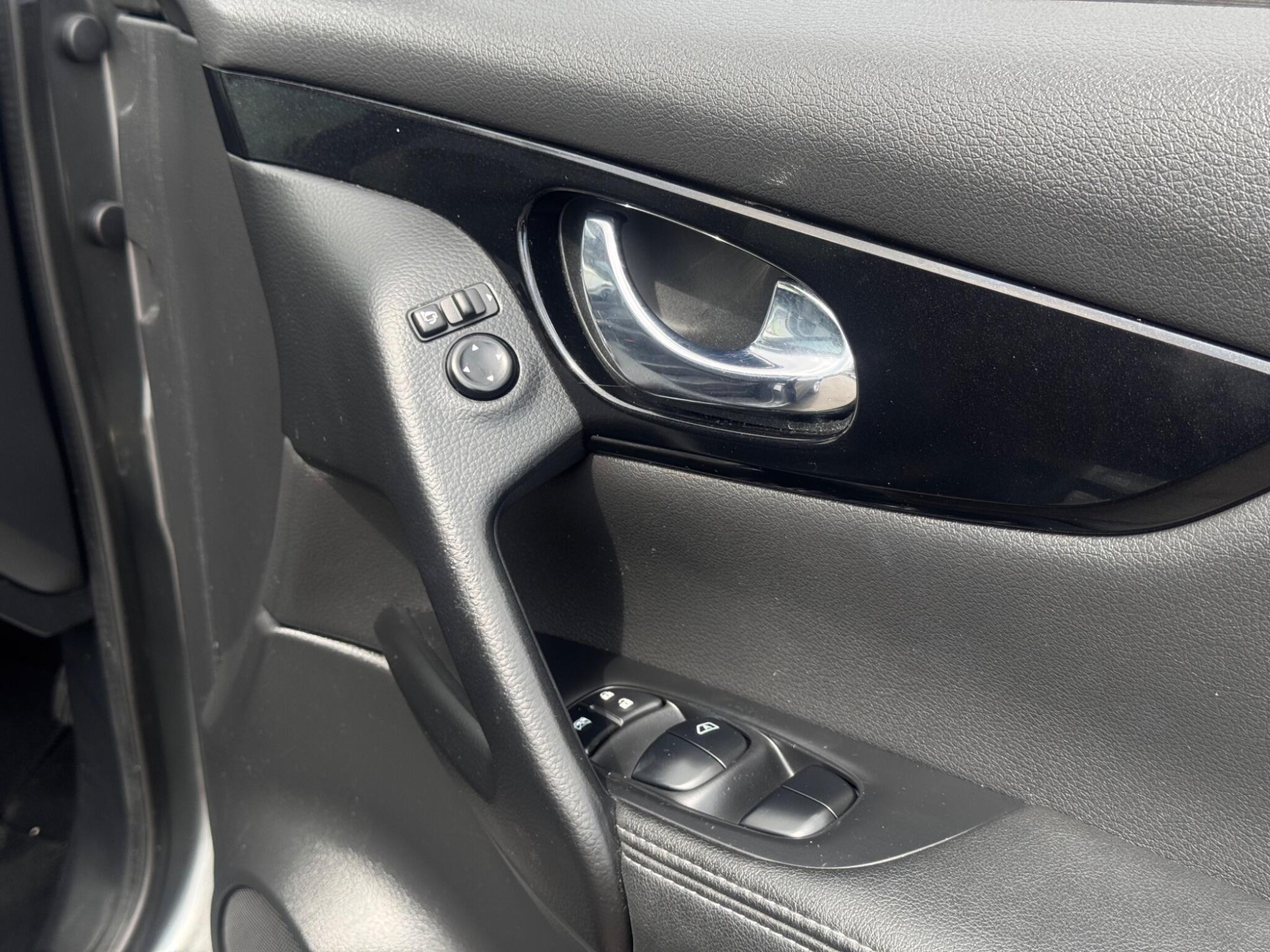 2016 Nissan Qashqai image 26