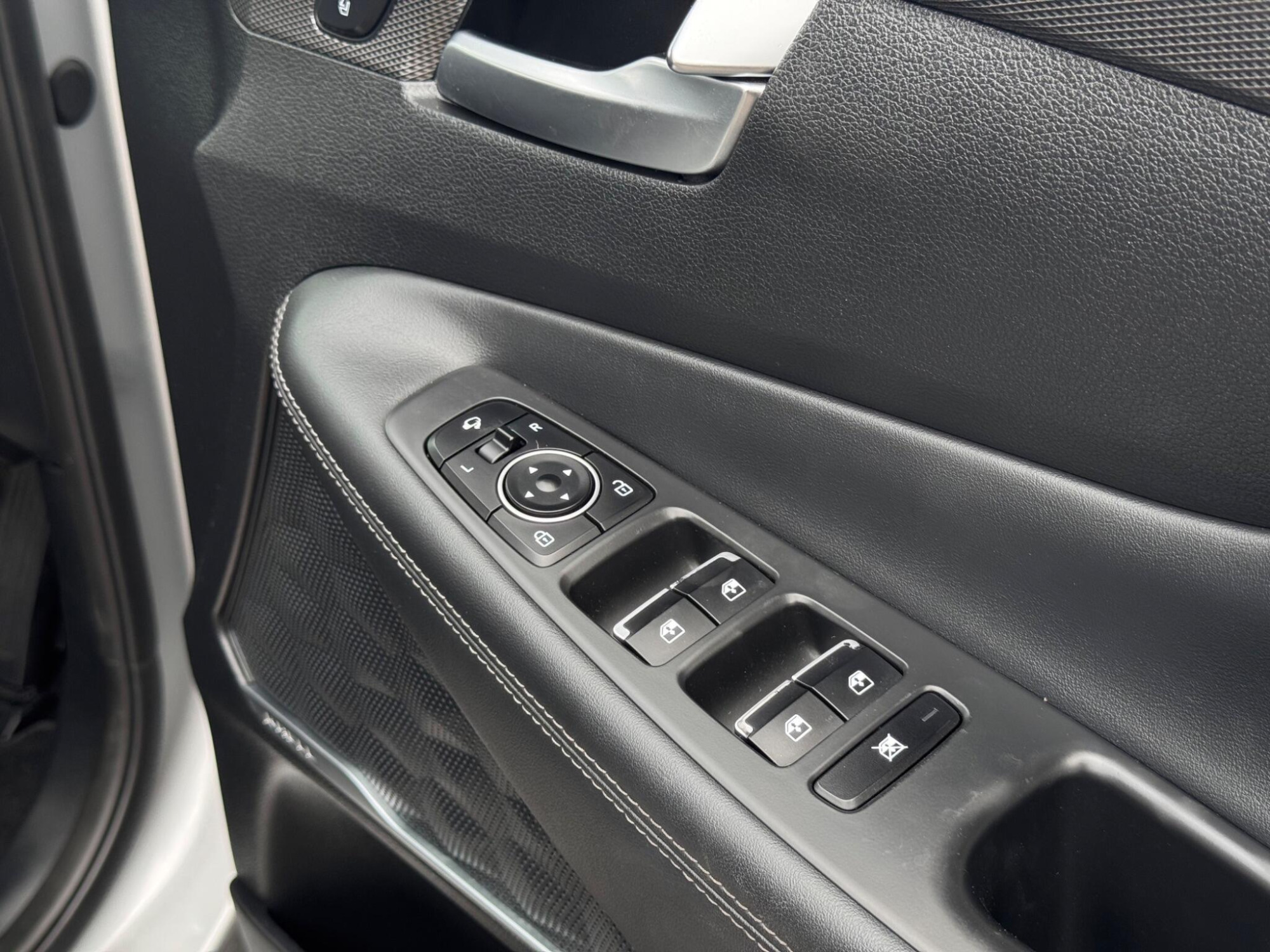2019 Hyundai Santa Fe image 22