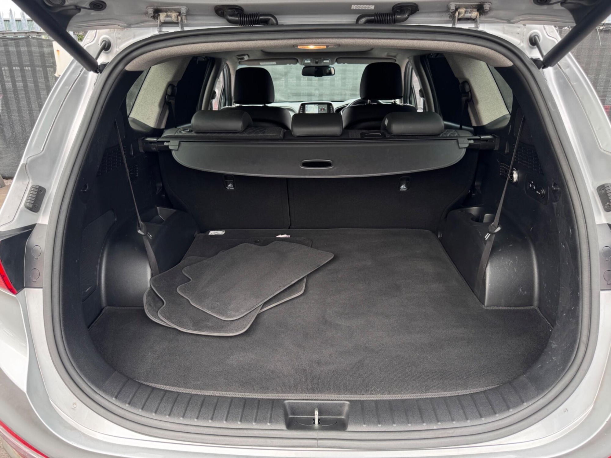 2019 Hyundai Santa Fe image 8