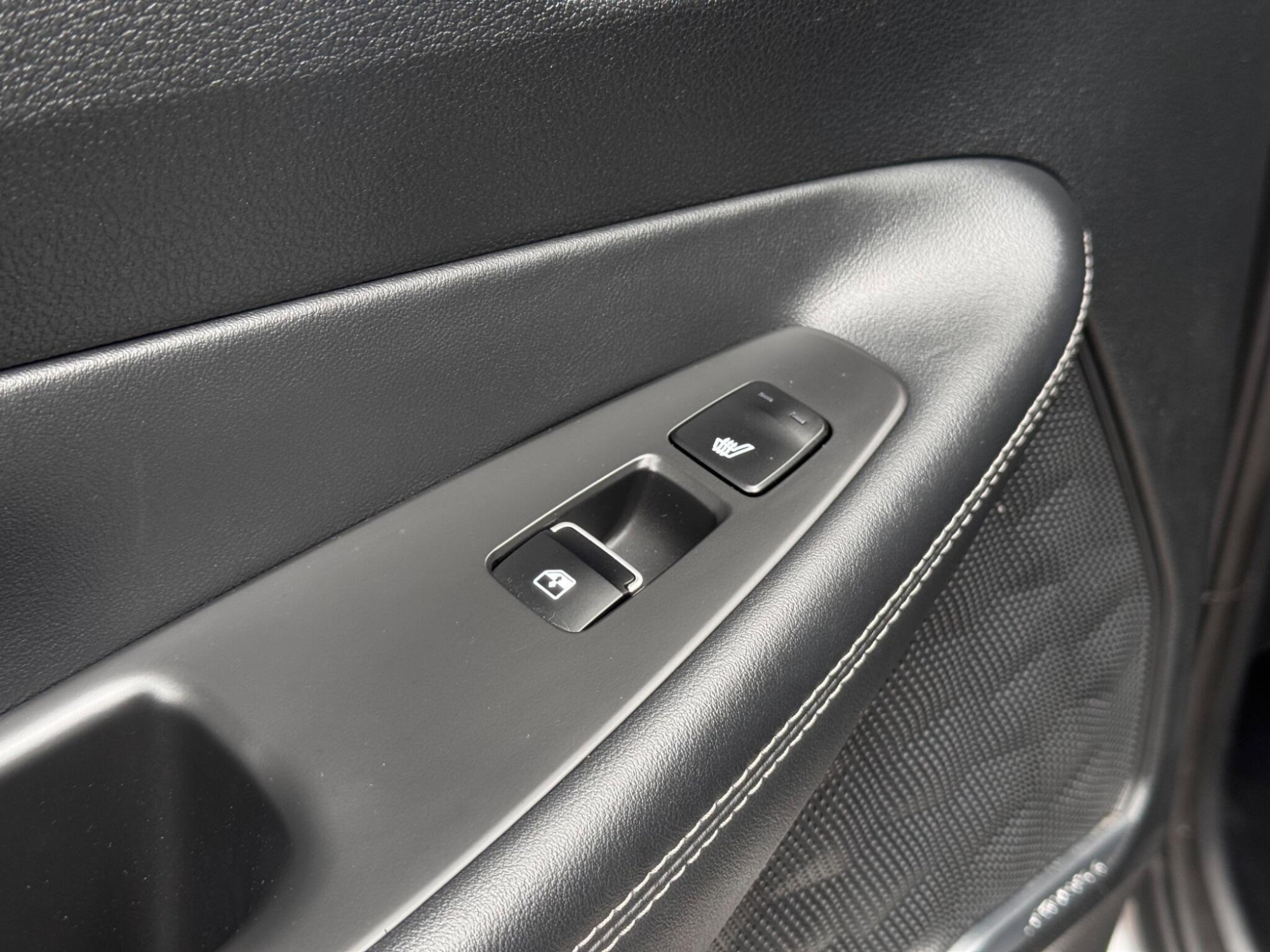 2019 Hyundai Santa Fe image 35