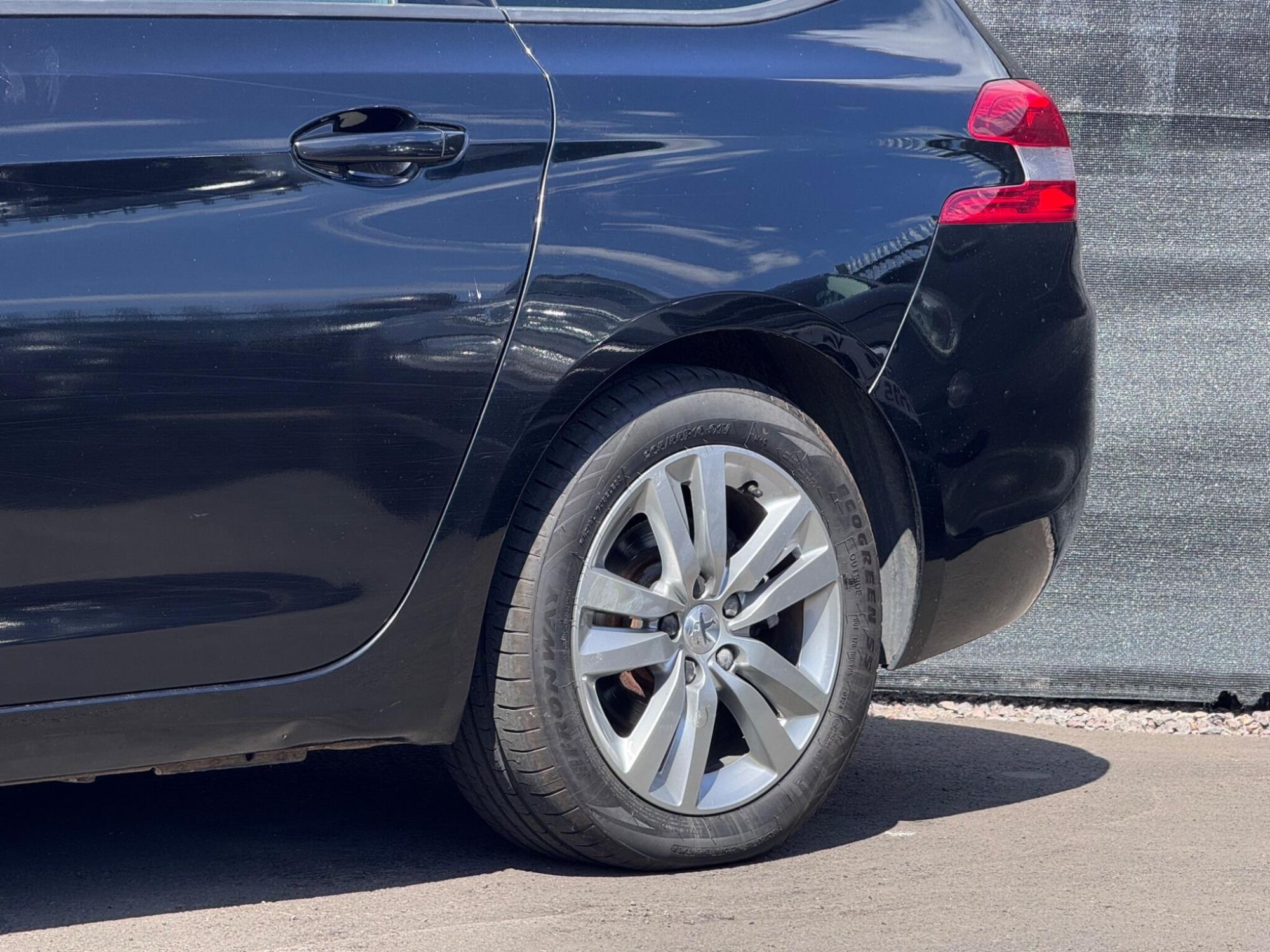 2019 Peugeot 308 SW image 20