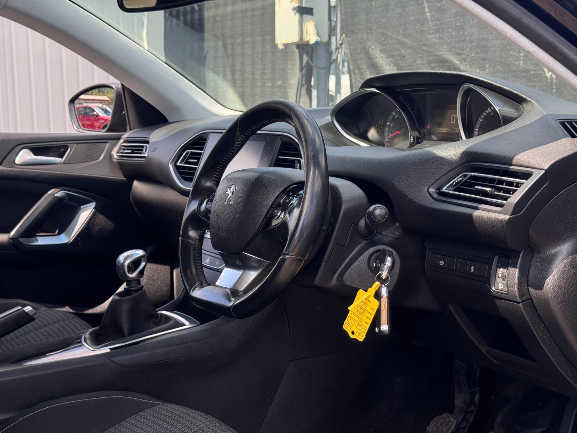 2019 Peugeot 308 SW image 3