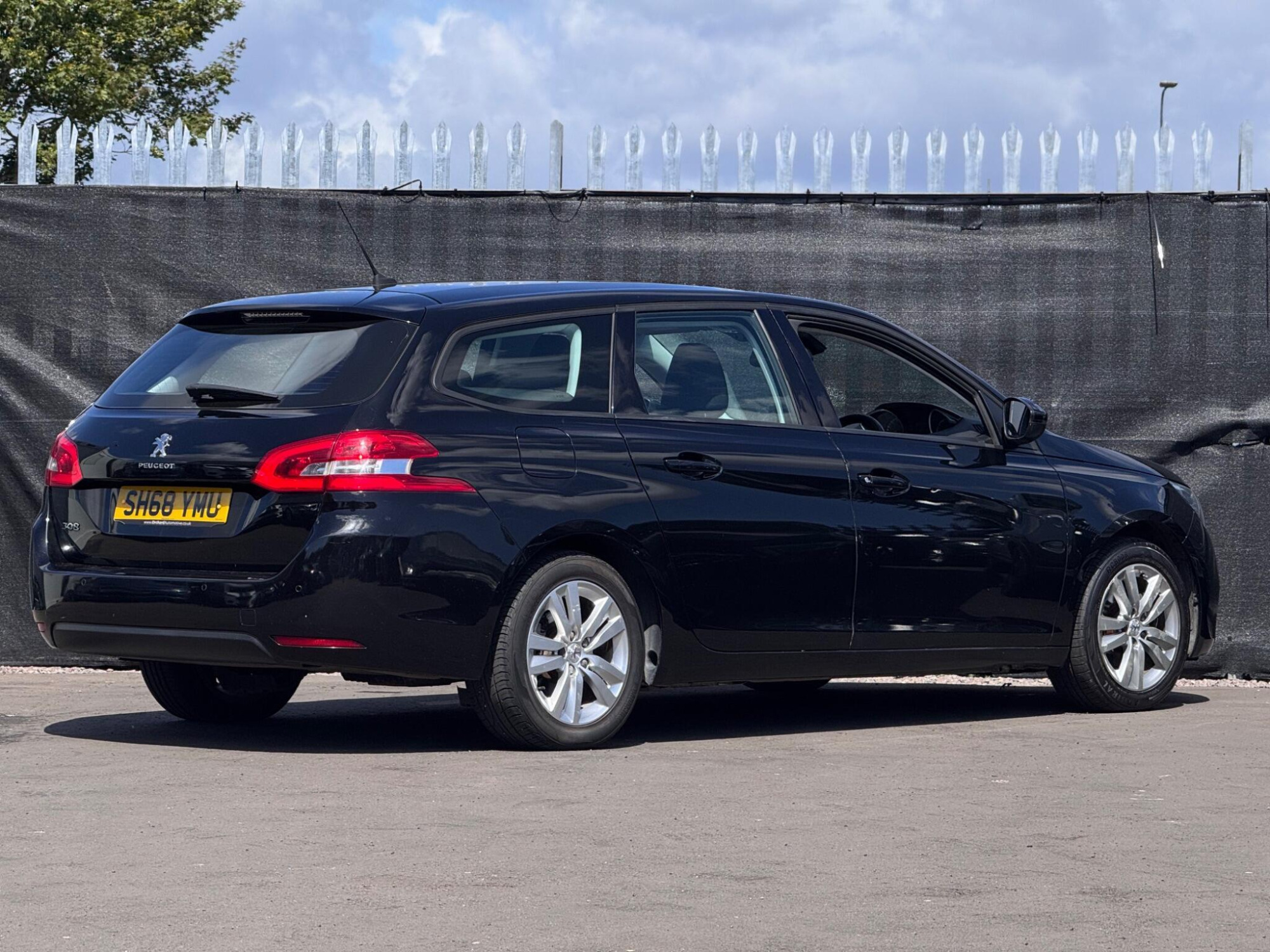 2019 Peugeot 308 SW image 13