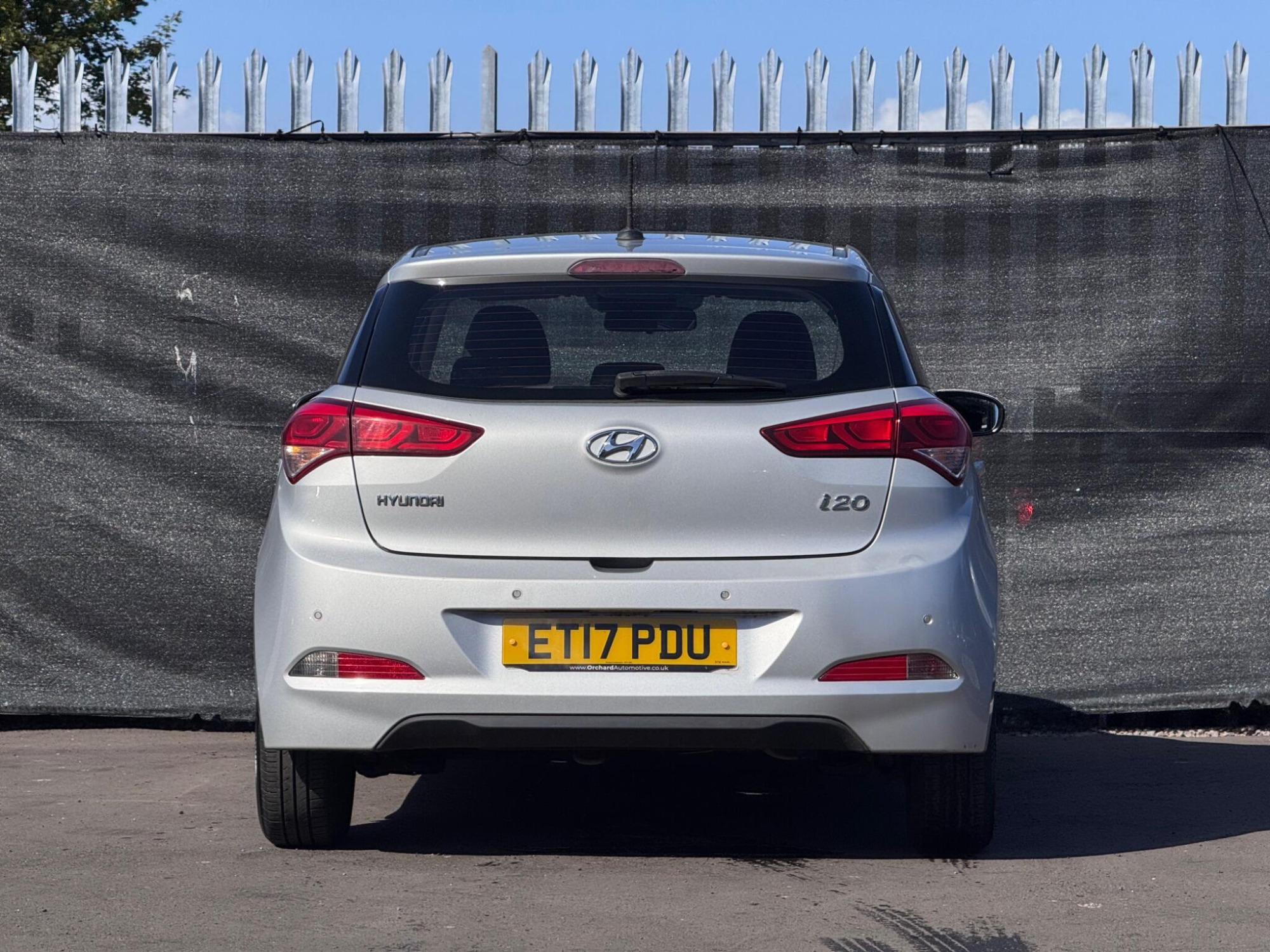 2017 Hyundai i20 image 5