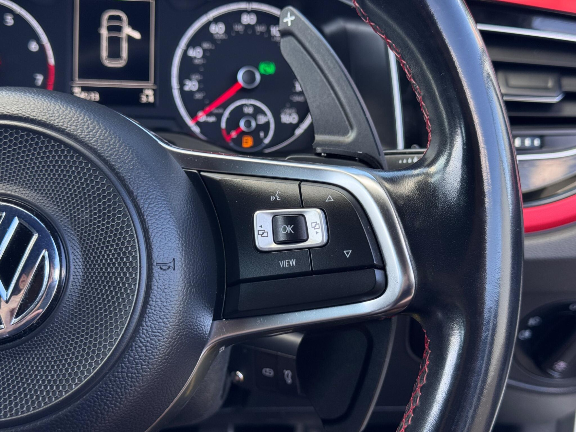 2019 Volkswagen Polo image 32