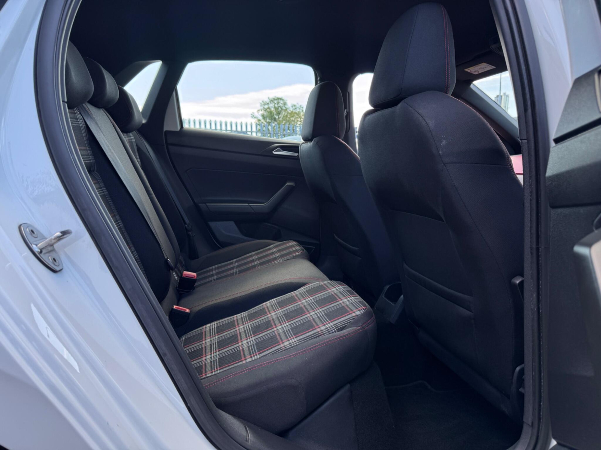 2019 Volkswagen Polo image 11