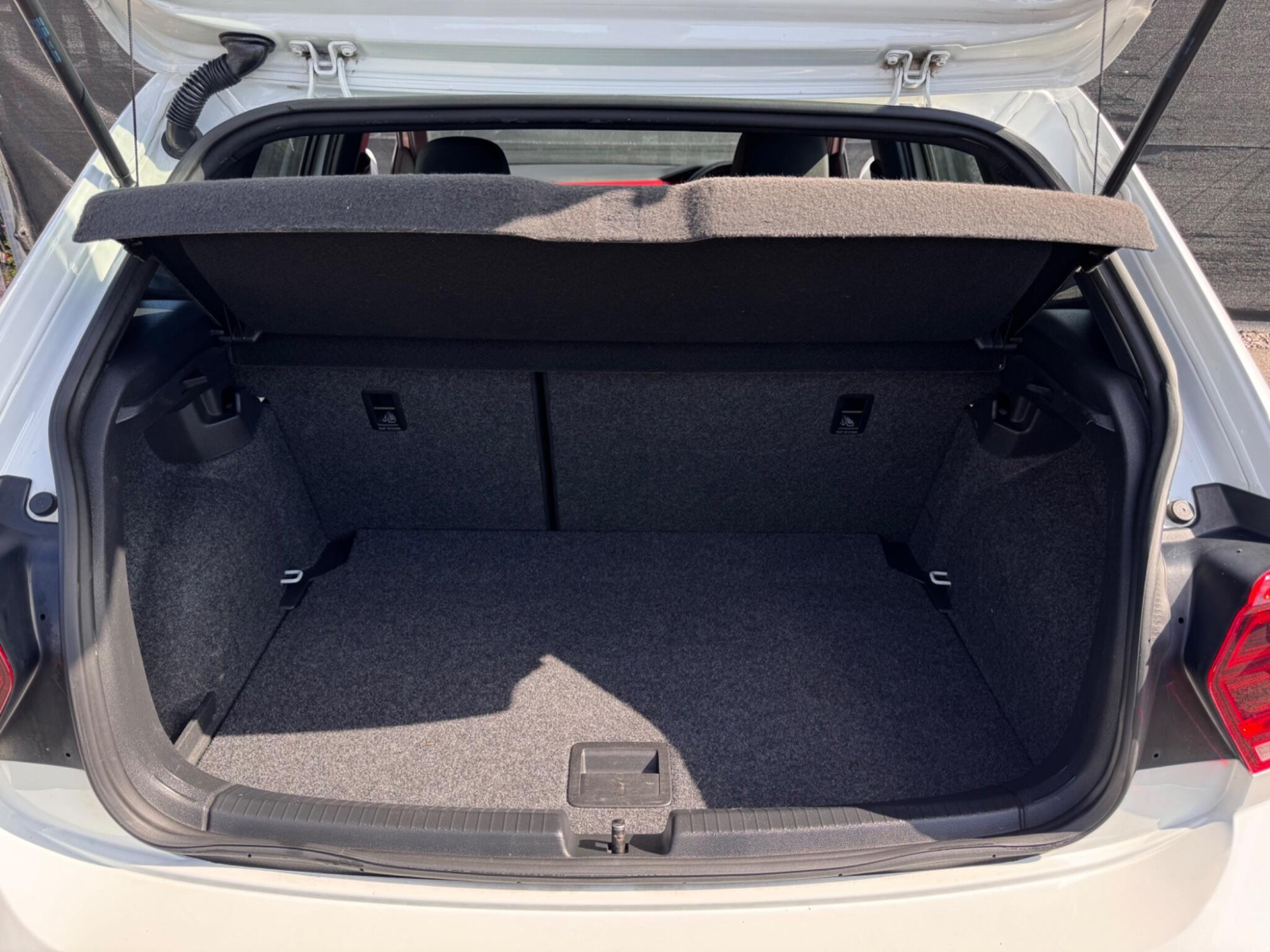 2019 Volkswagen Polo image 25