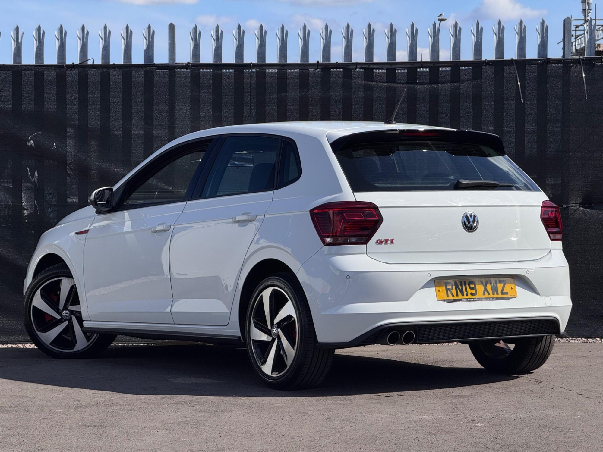 2019 Volkswagen Polo image 2