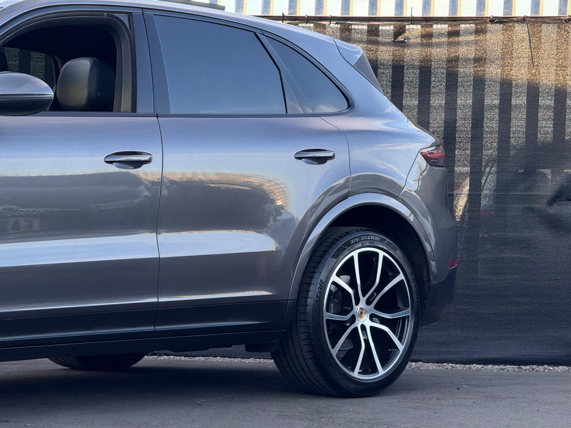 2019 Porsche Cayenne image 19