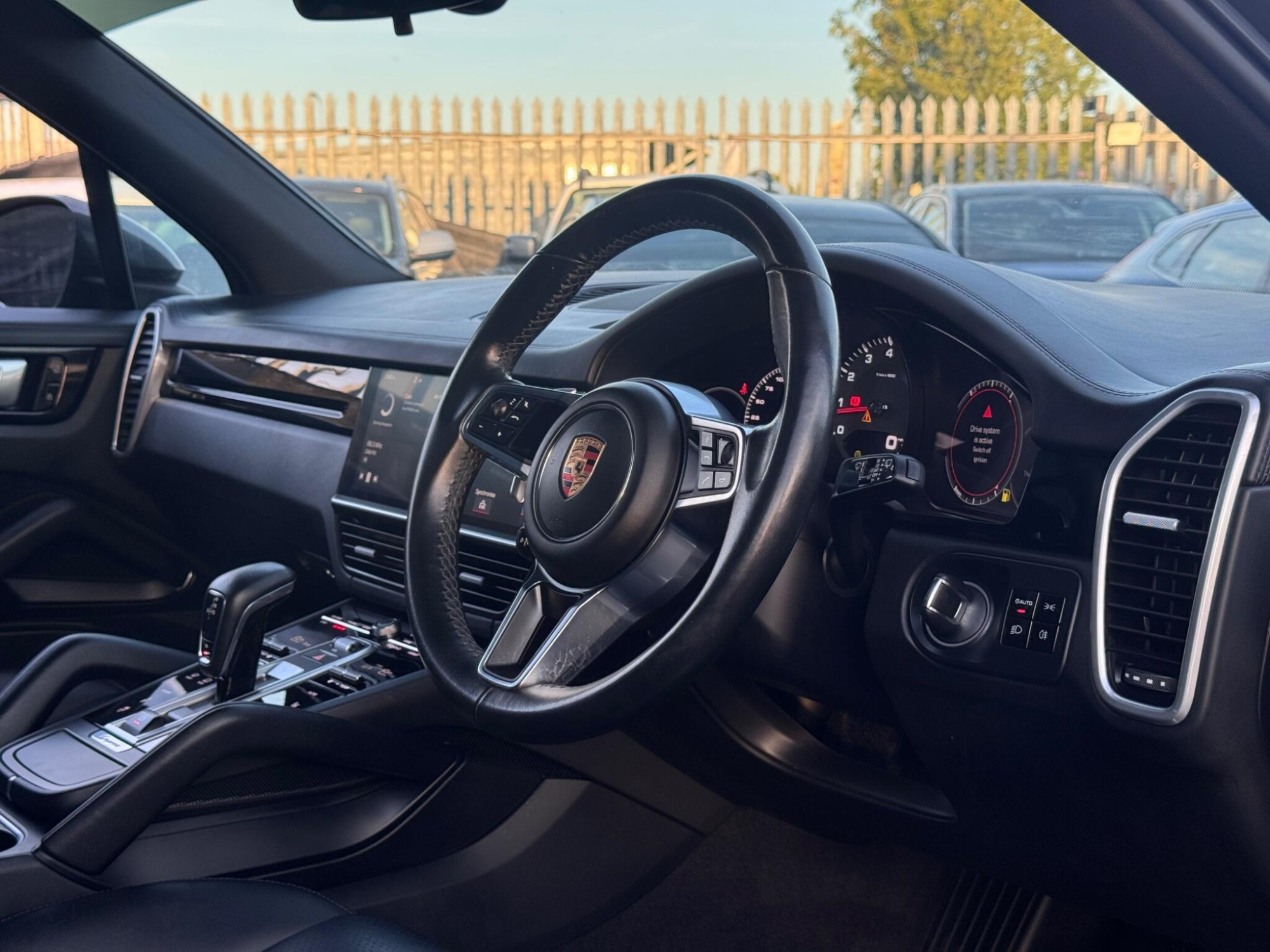 2019 Porsche Cayenne image 3