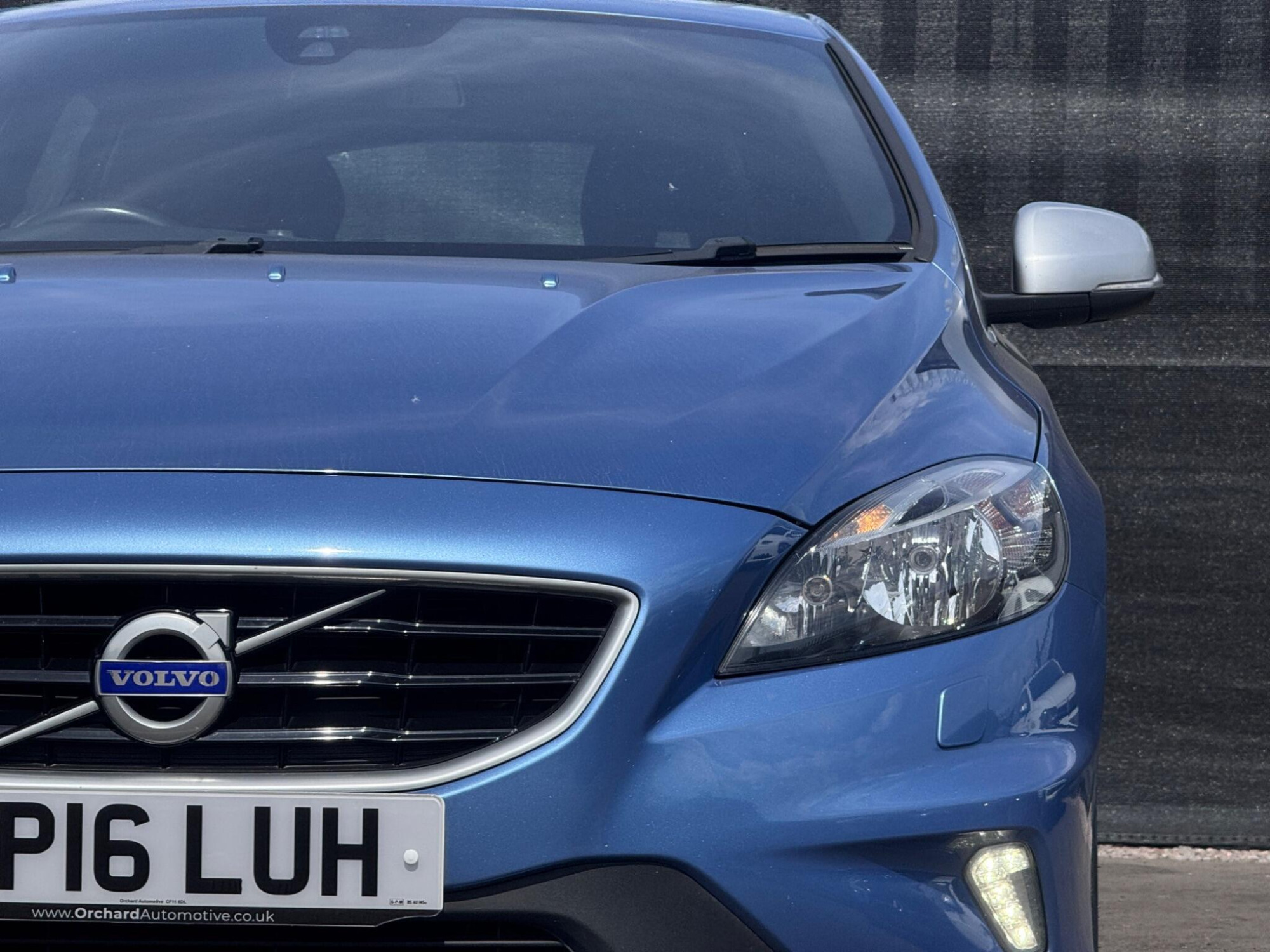 2016 Volvo V40 image 14