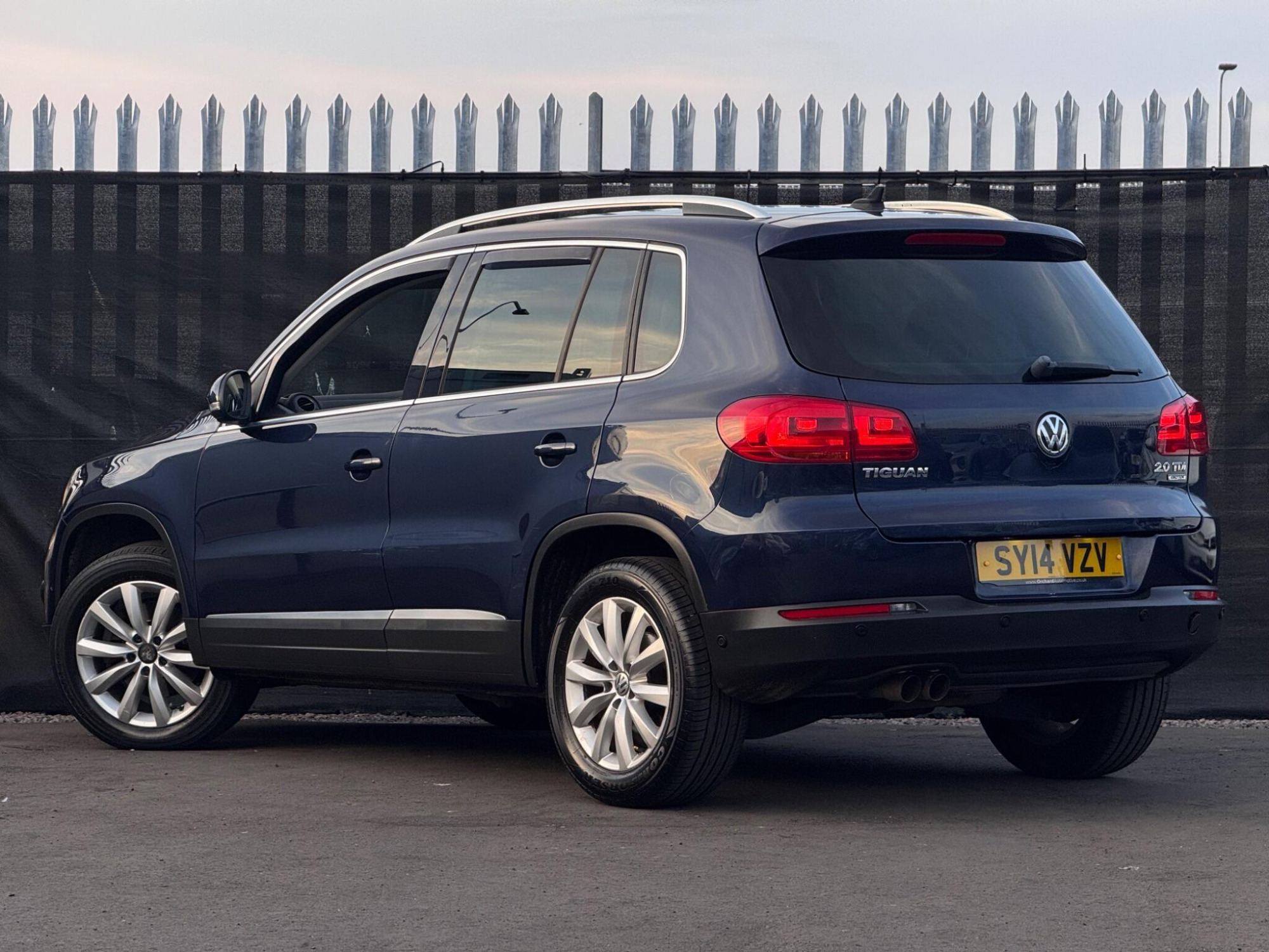 2014 Volkswagen Tiguan image 2