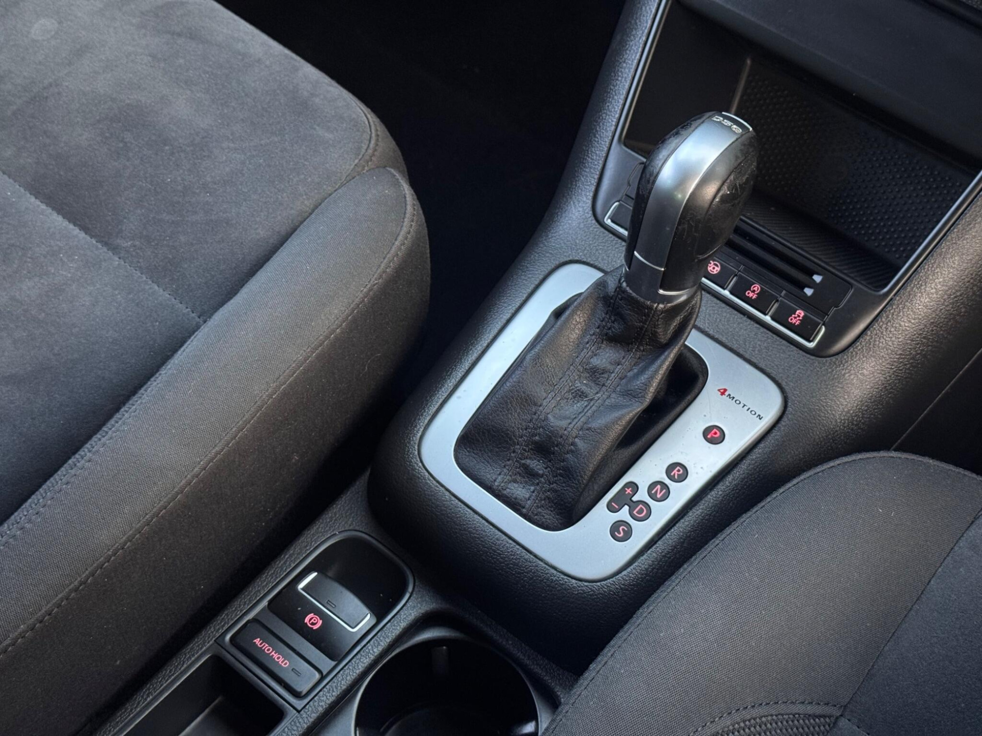 2014 Volkswagen Tiguan image 30