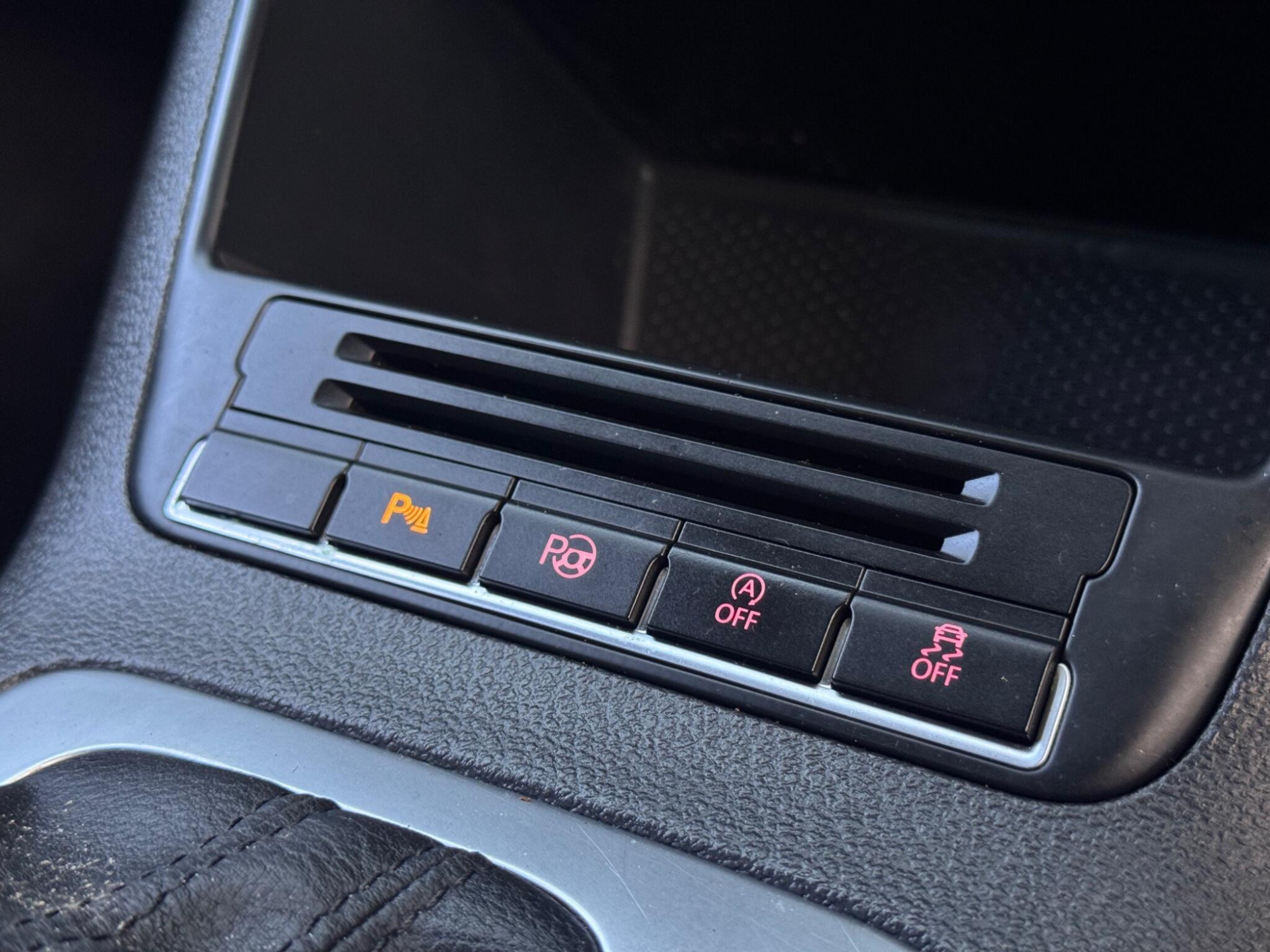 2014 Volkswagen Tiguan image 31
