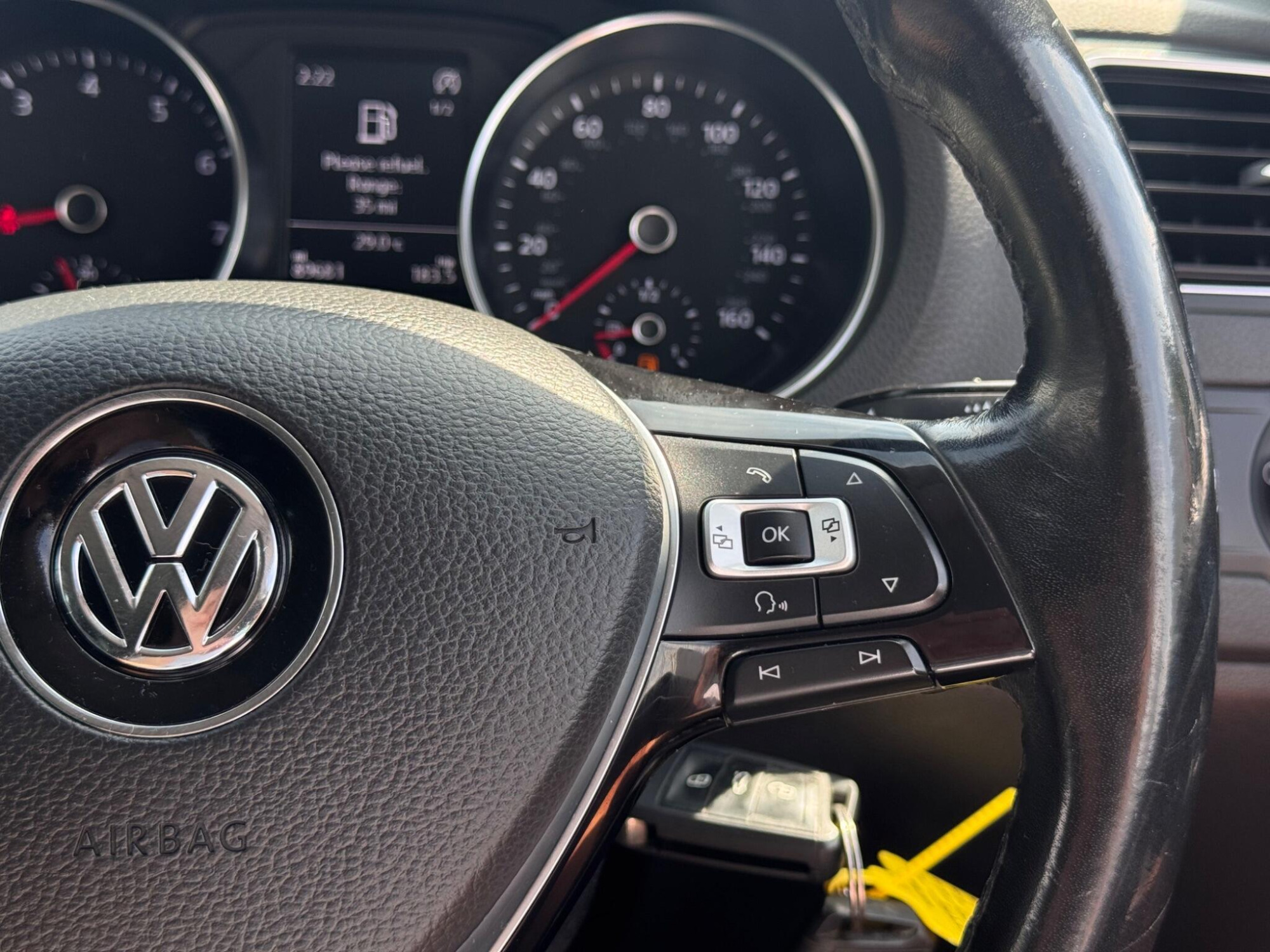 2017 Volkswagen Polo image 23