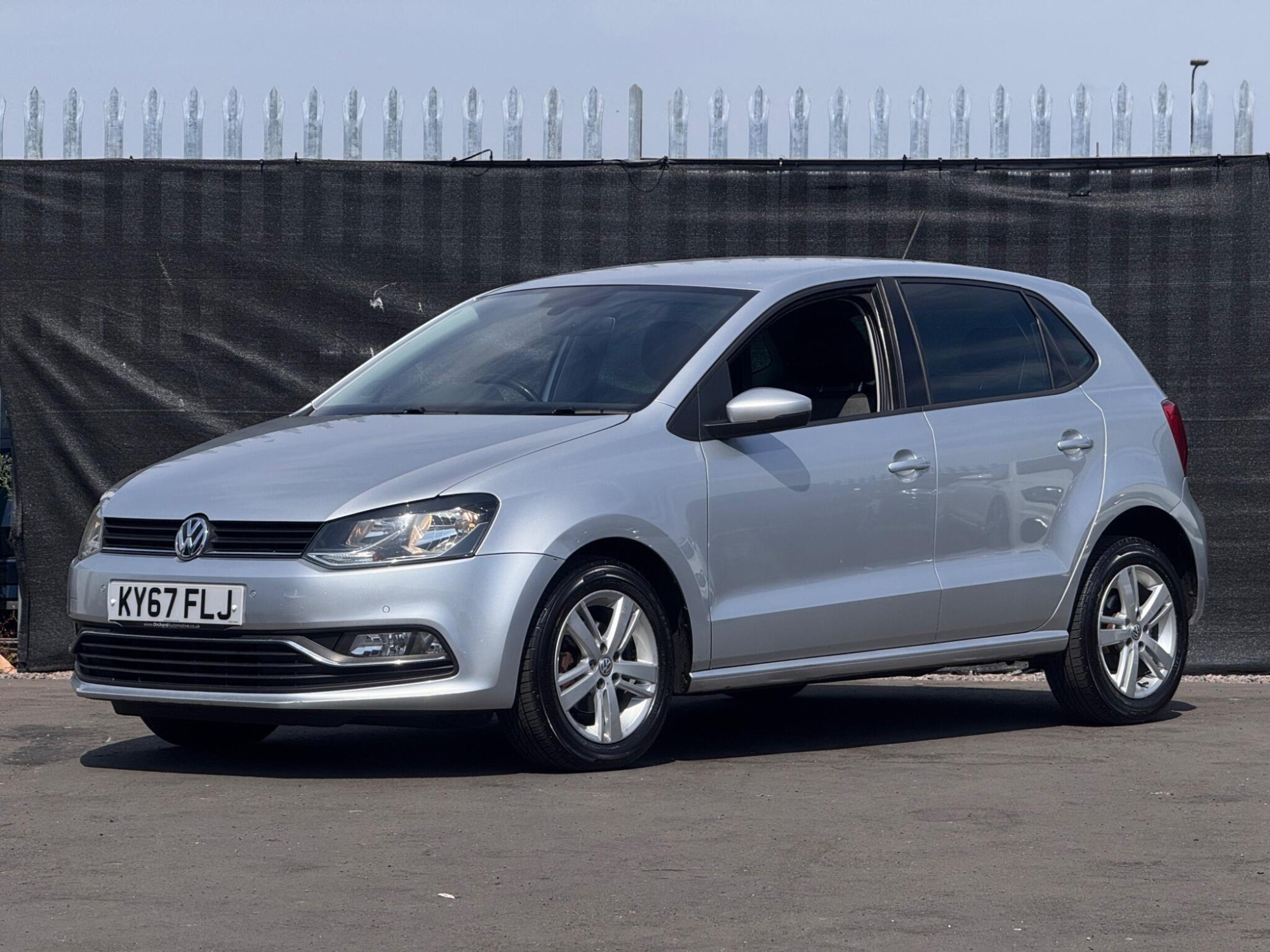 2017 Volkswagen Polo image 10