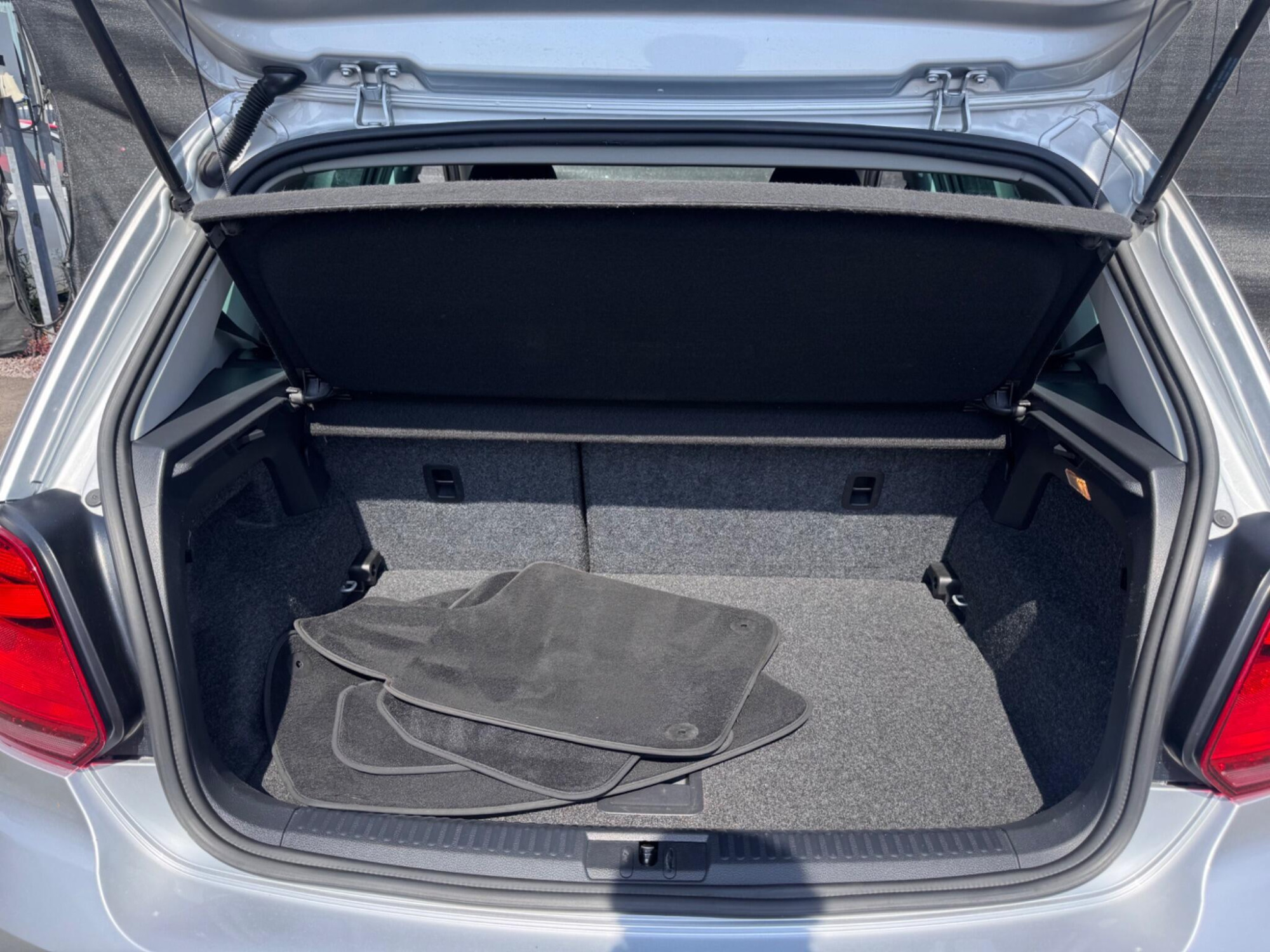 2017 Volkswagen Polo image 6