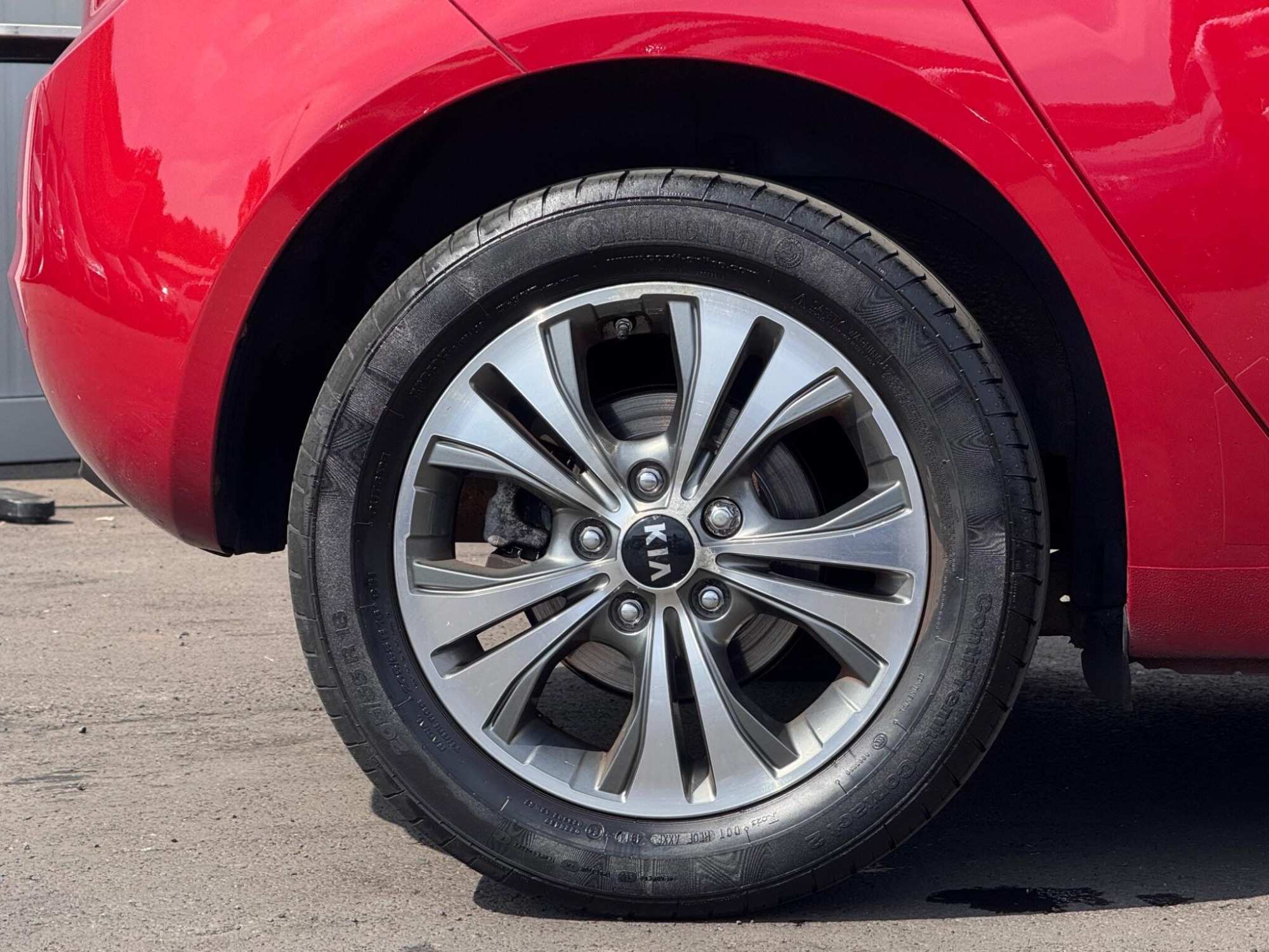 2015 Kia Venga image 16