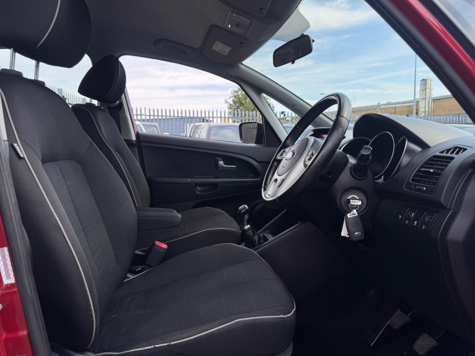 2015 Kia Venga image 18