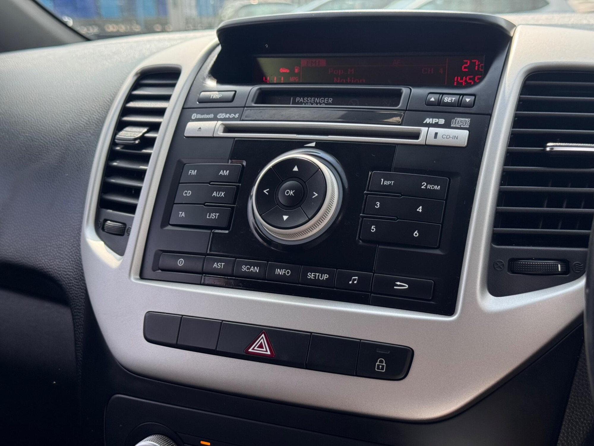 2015 Kia Venga image 30
