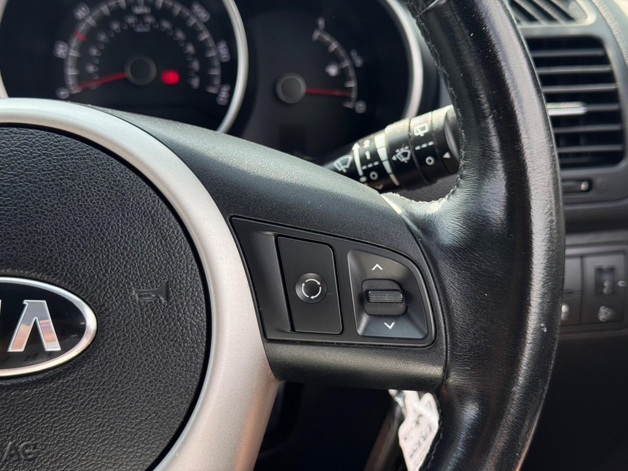 2015 Kia Venga image 28