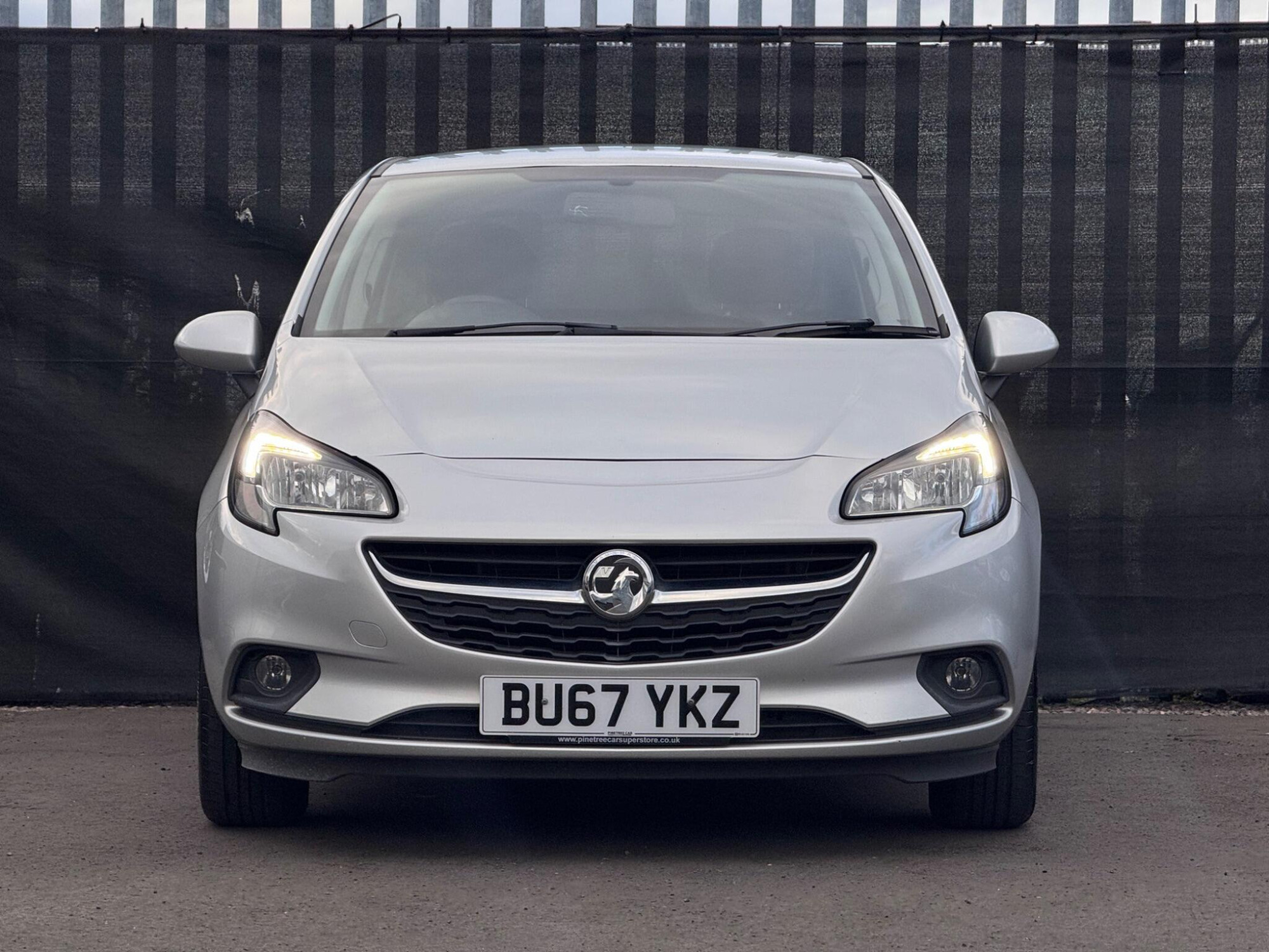 2017 Vauxhall Corsa image 4
