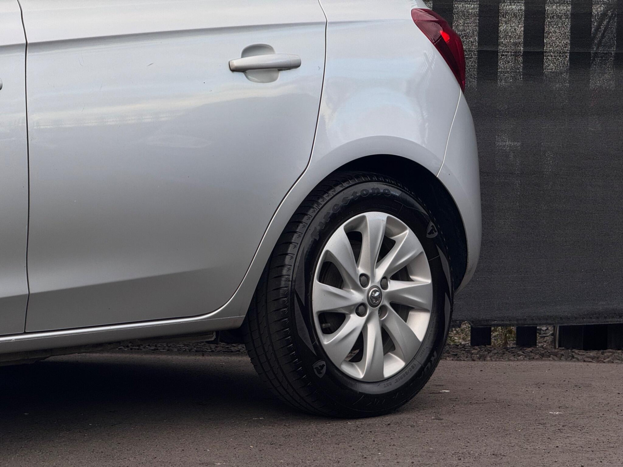2017 Vauxhall Corsa image 9