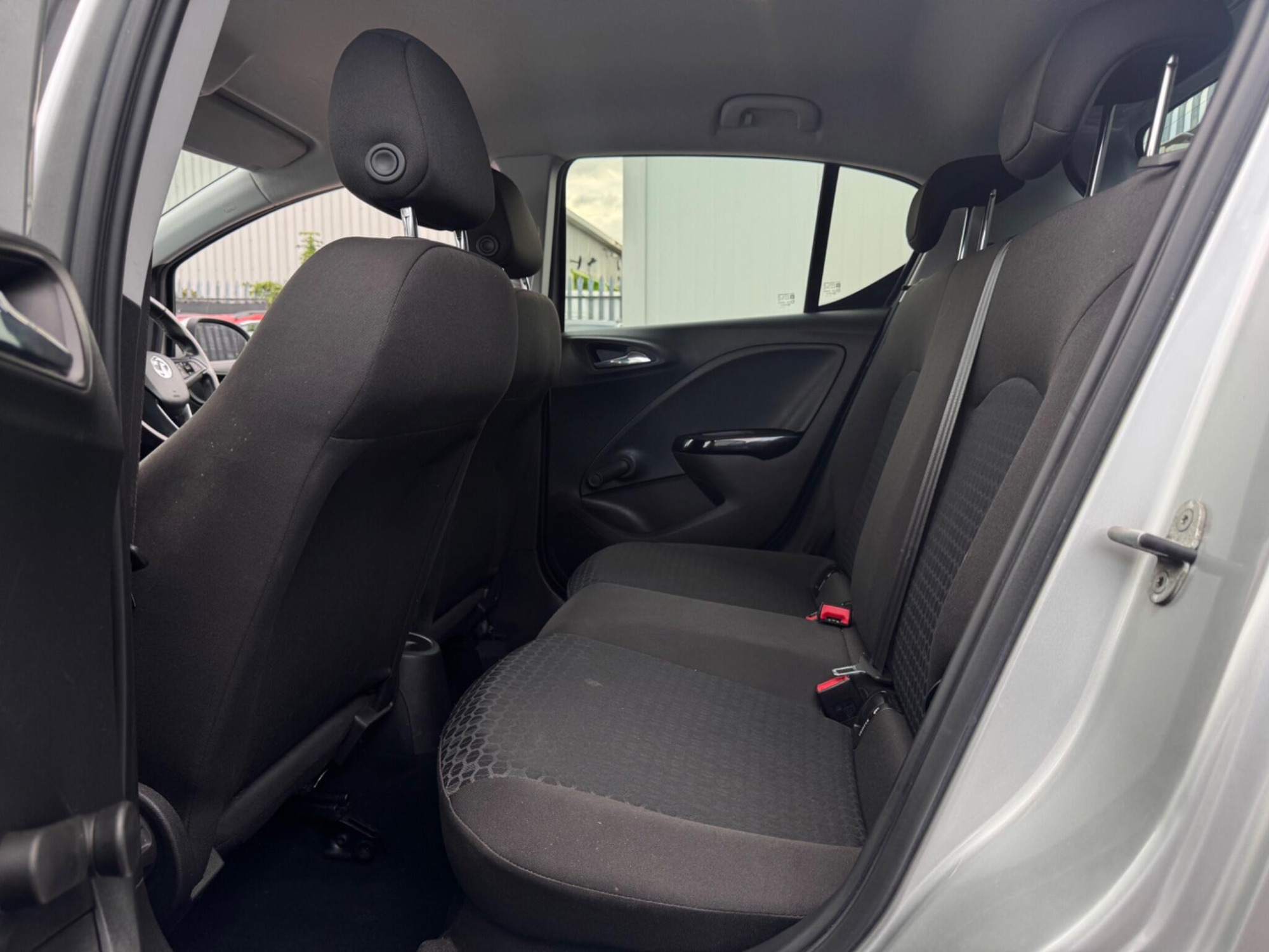 2017 Vauxhall Corsa image 16