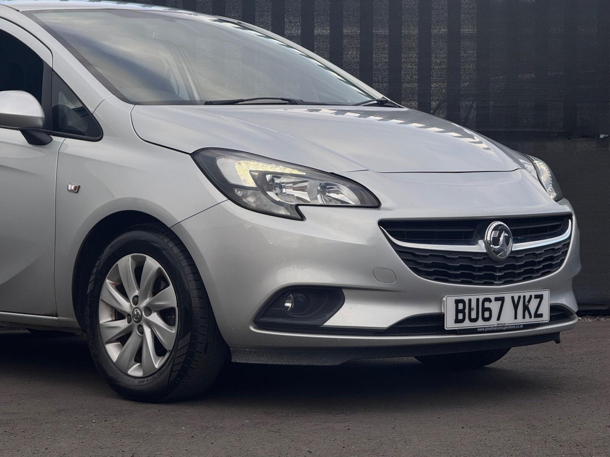 2017 Vauxhall Corsa image 18