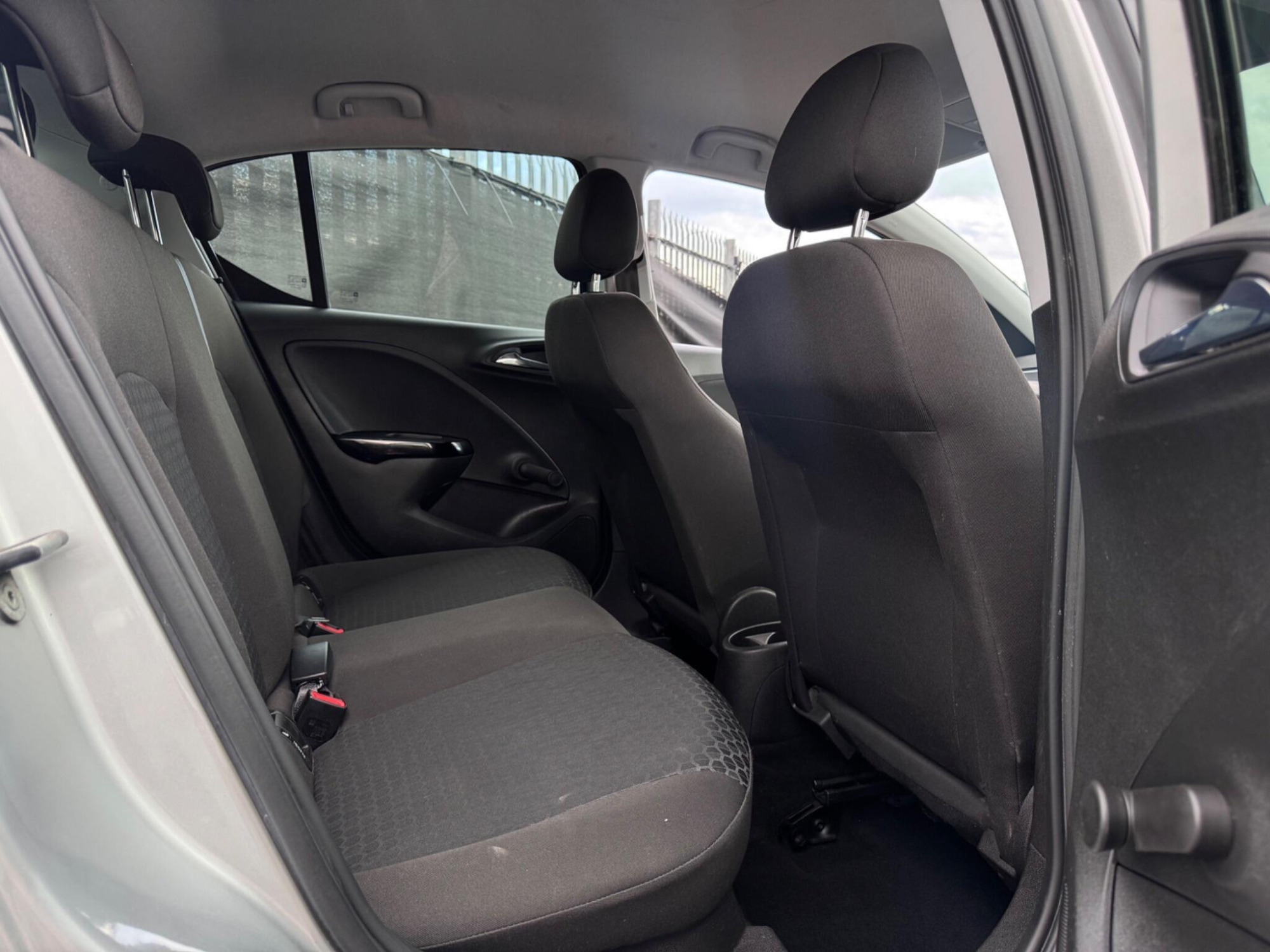 2017 Vauxhall Corsa image 21