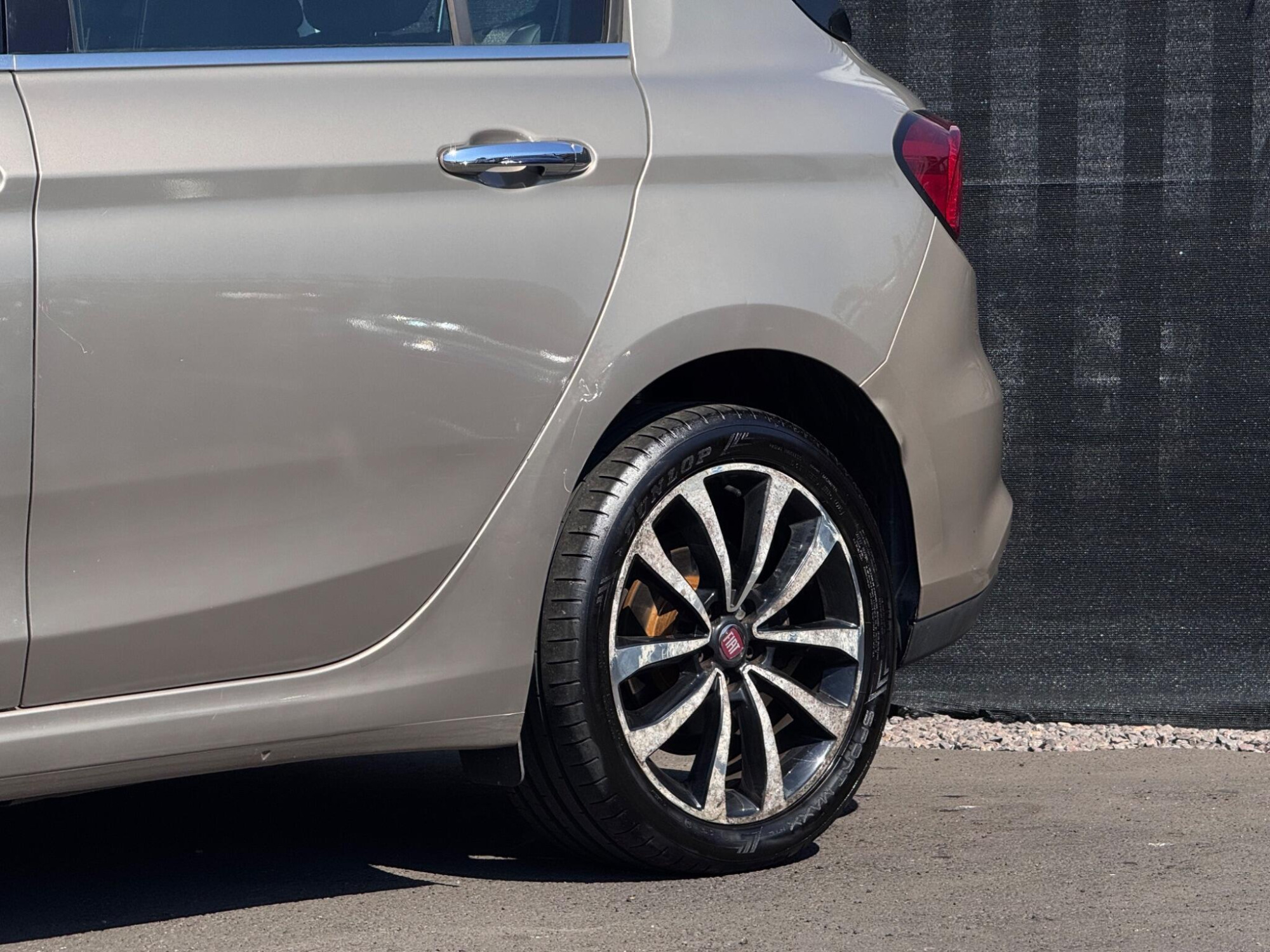 2017 Fiat Tipo image 9