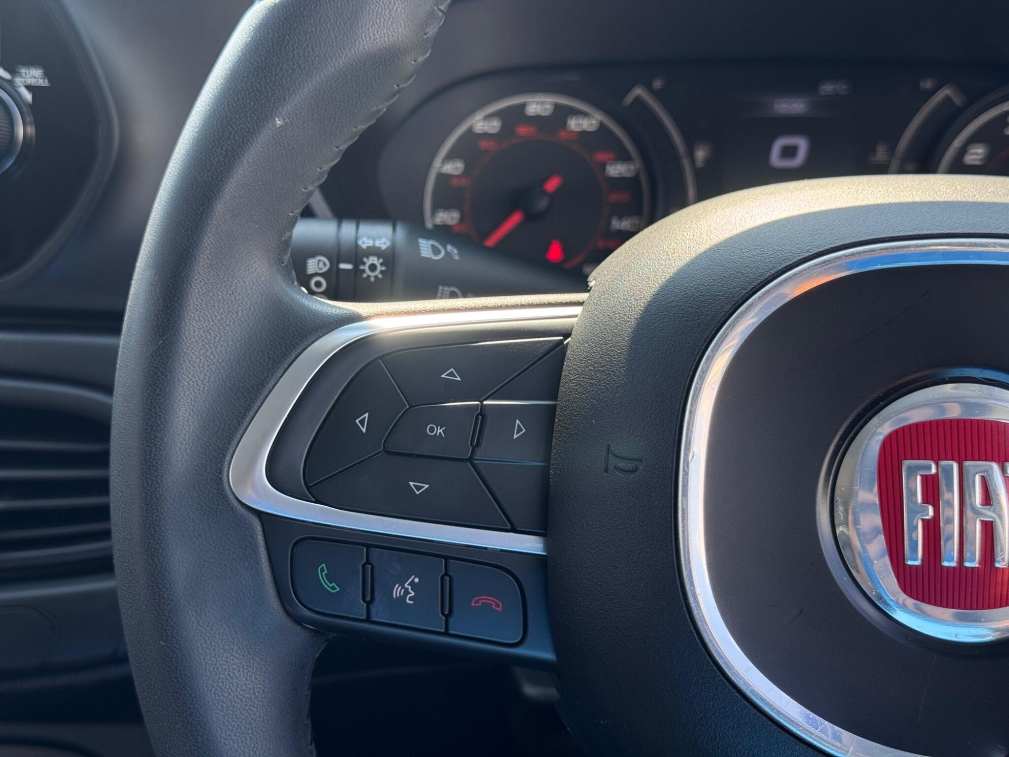 2017 Fiat Tipo image 31