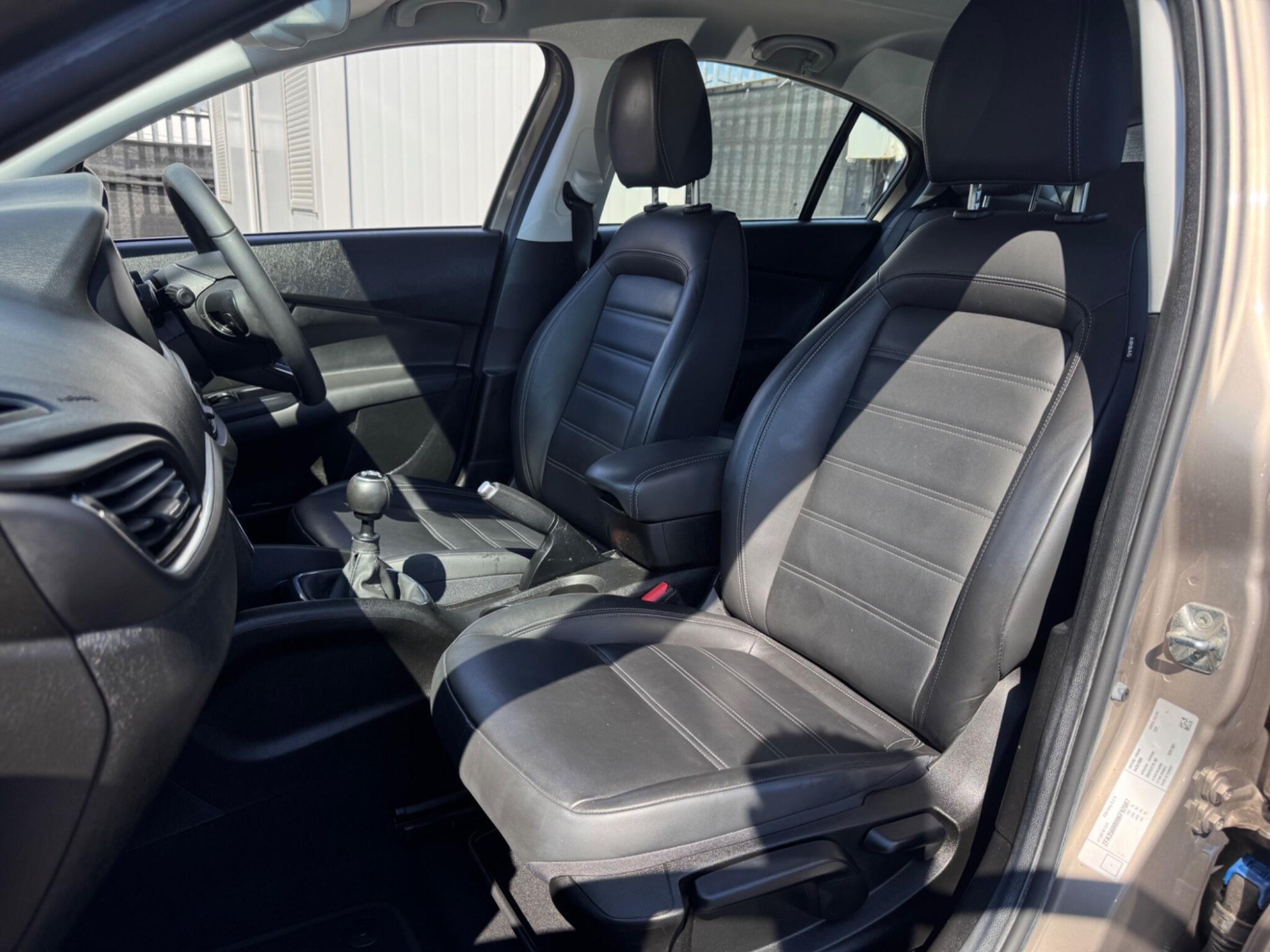 2017 Fiat Tipo image 15