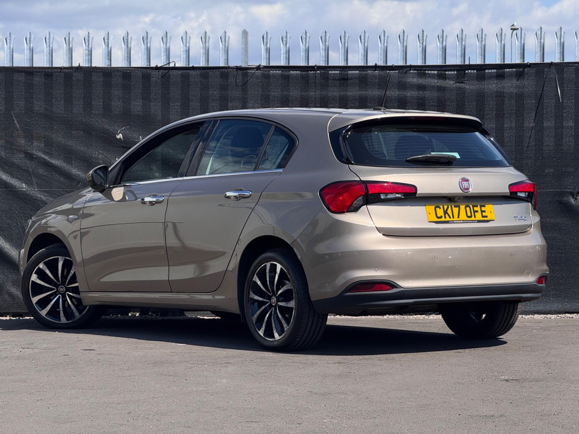 2017 Fiat Tipo image 2