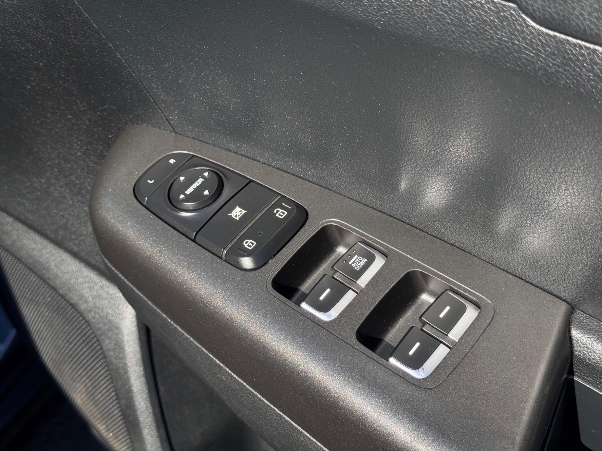 2016 Kia Sportage image 19