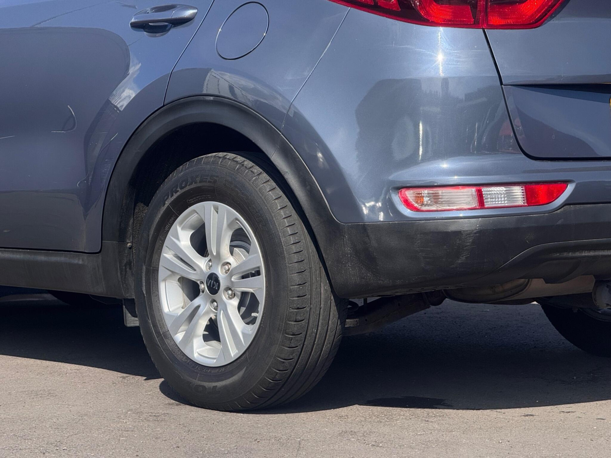 2016 Kia Sportage image 28