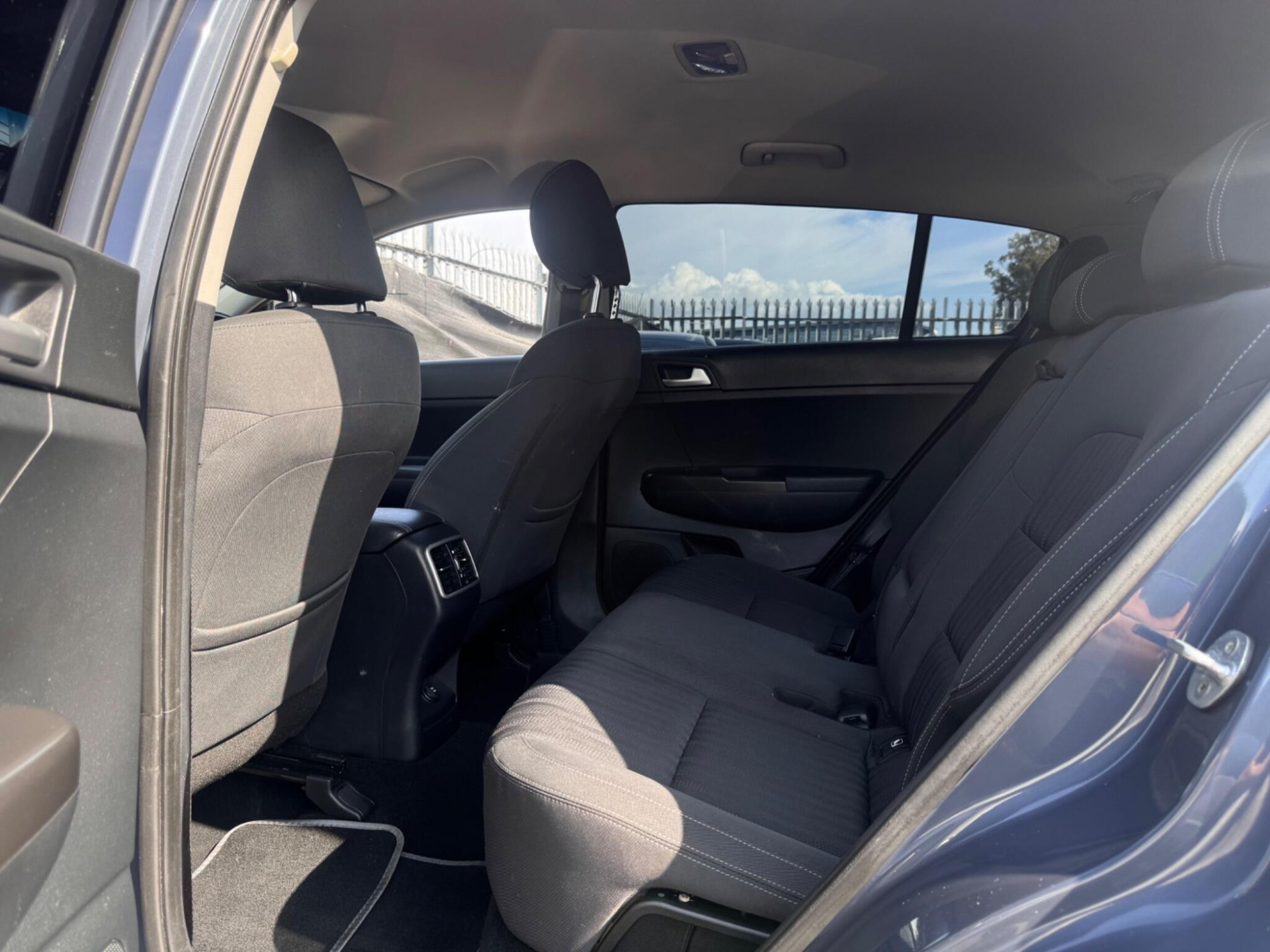 2016 Kia Sportage image 26