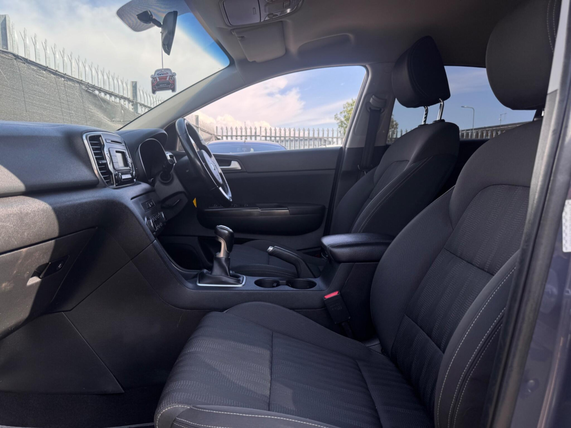 2016 Kia Sportage image 24