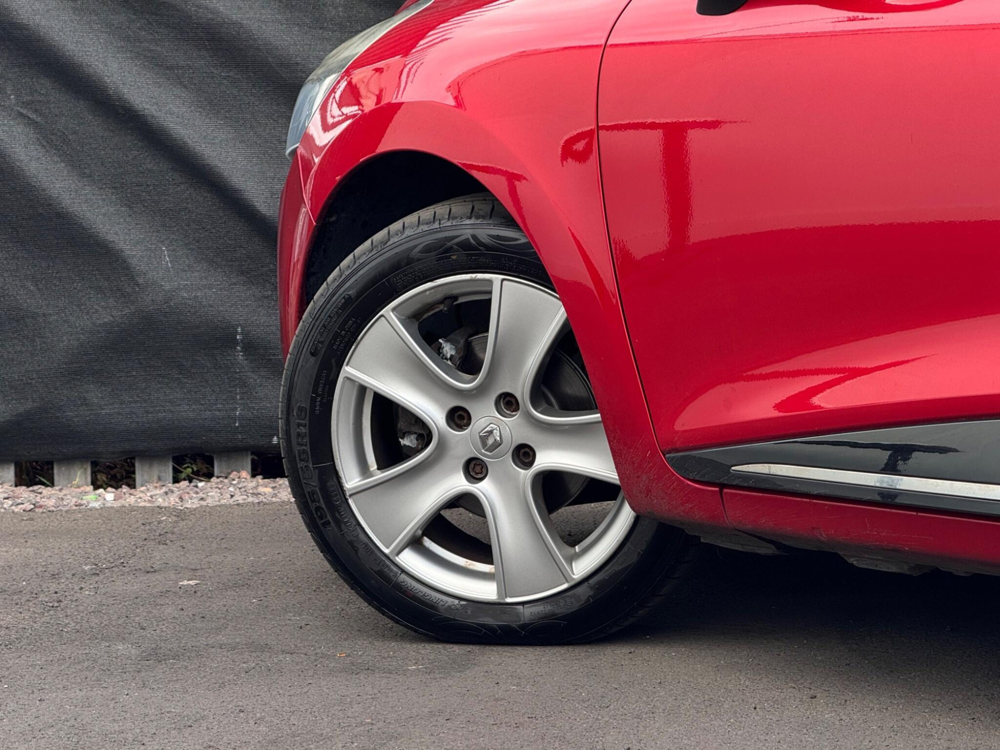 2016 Renault Clio image 10