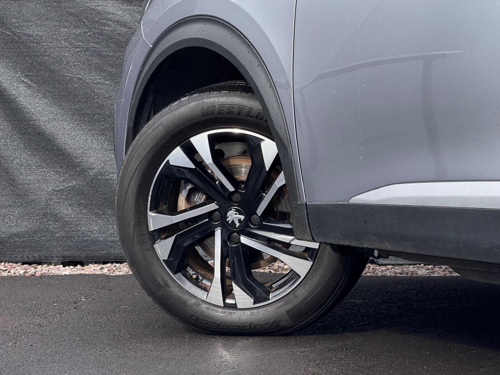 2023 Peugeot E-2008 image 19