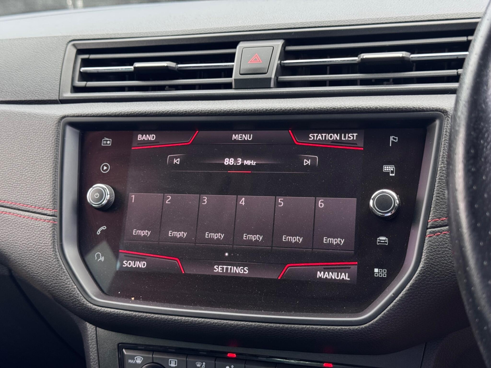 2018 SEAT Arona image 25