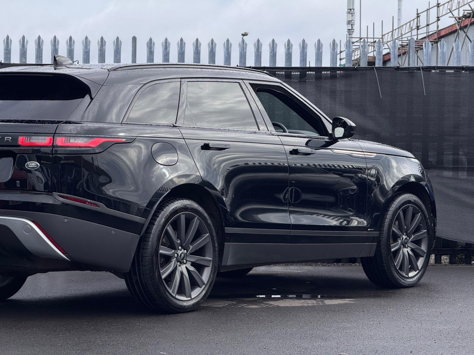 2019 Land Rover Range Rover Velar image 9